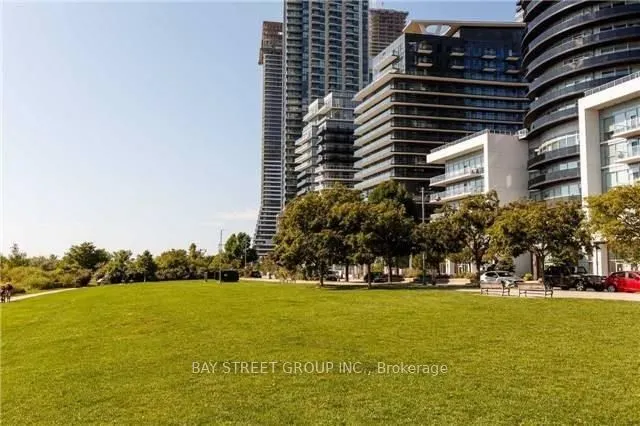 39 annie craig Drive, #407
