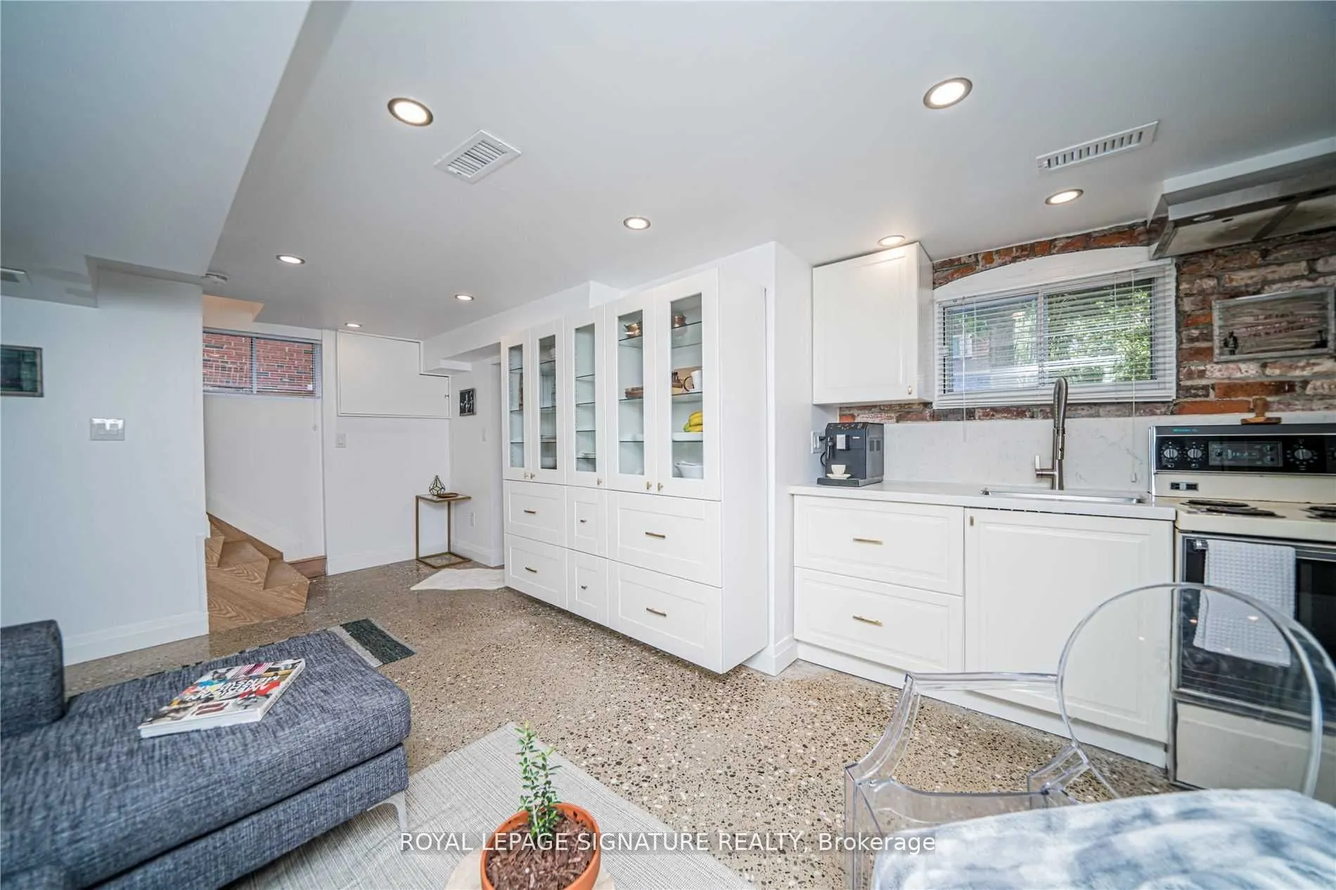 55 Symons Street, #Lower
