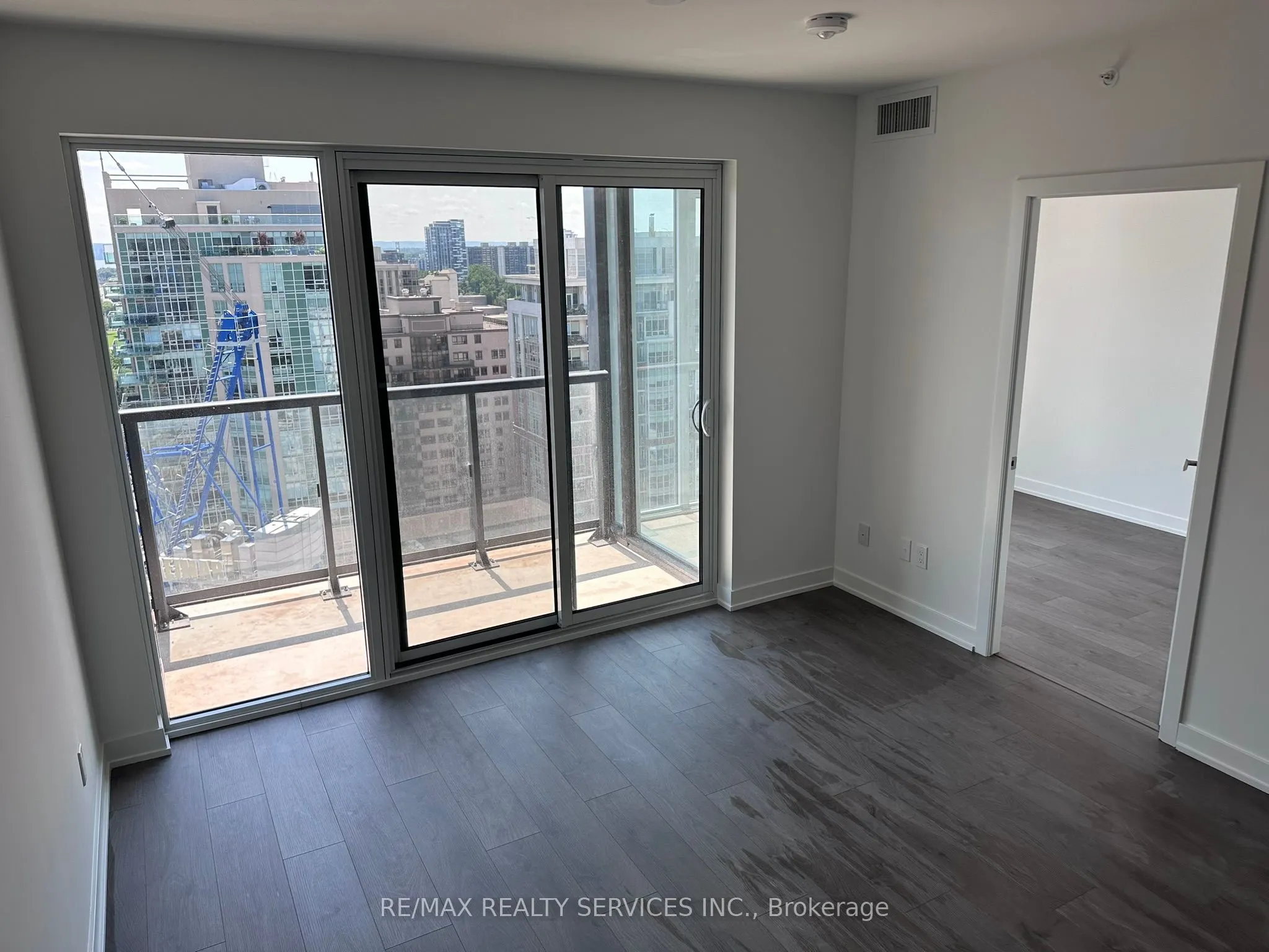 370 Martha Street, #1708
