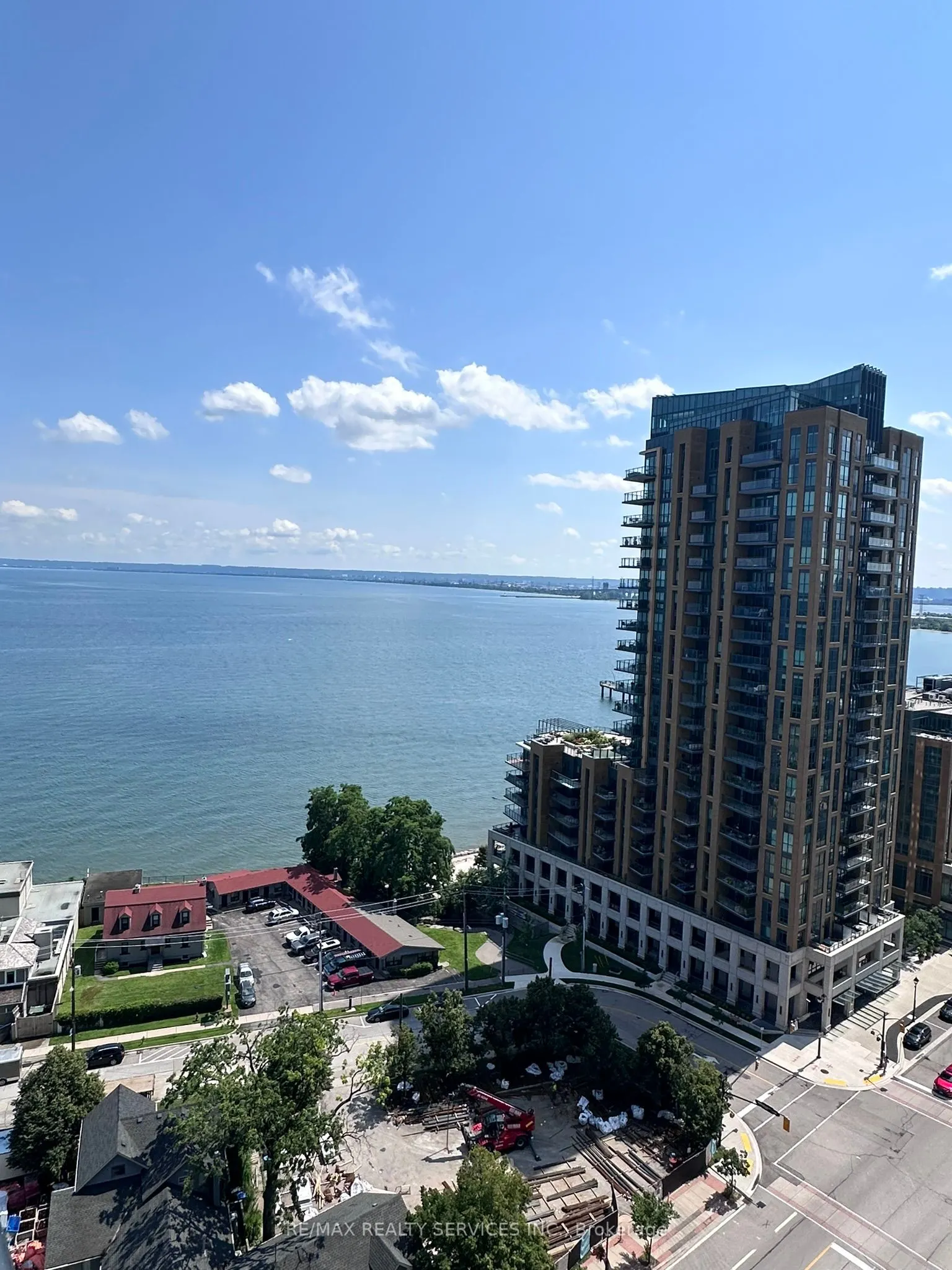 370 Martha Street, #1708