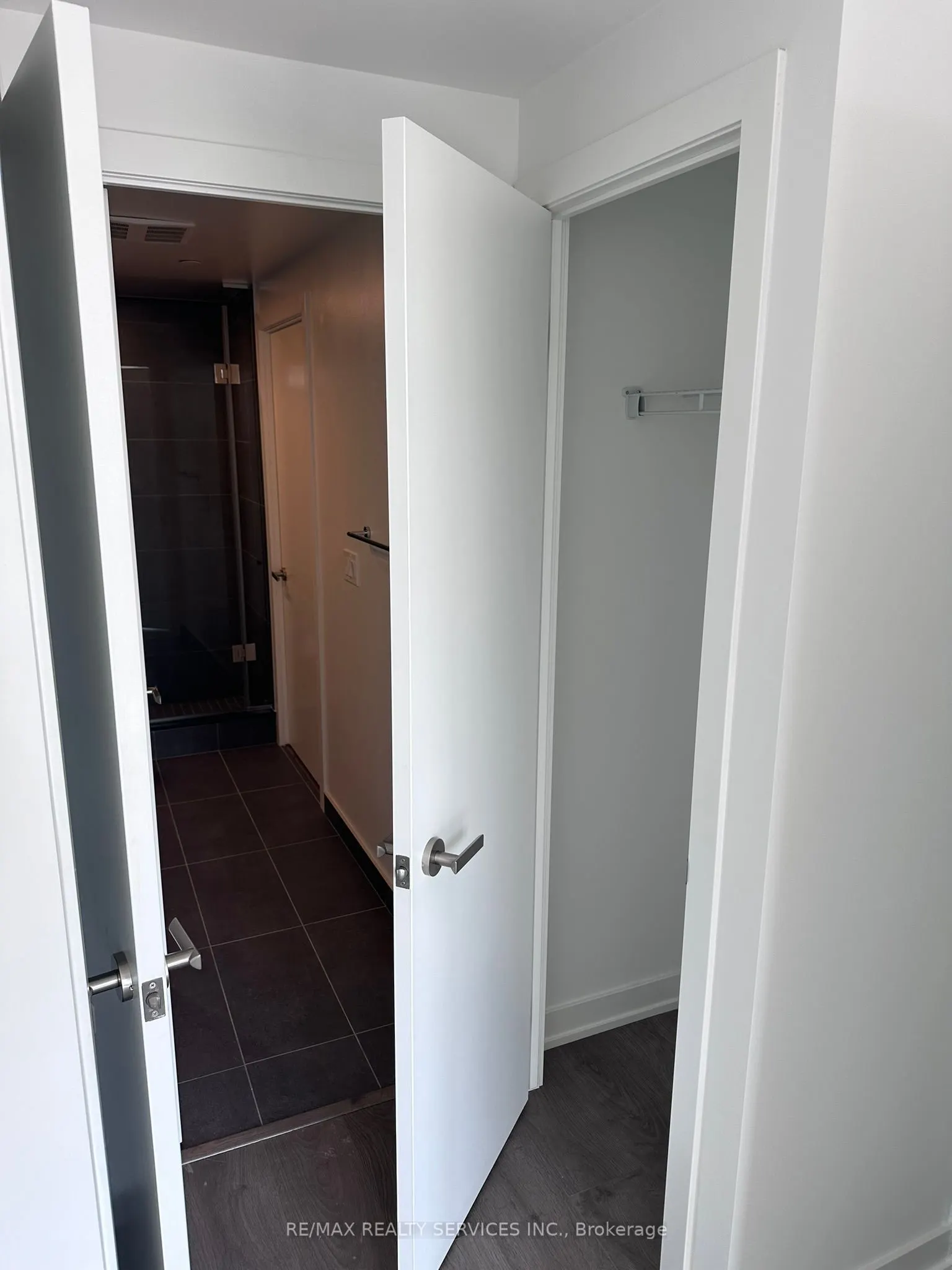 370 Martha Street, #1708