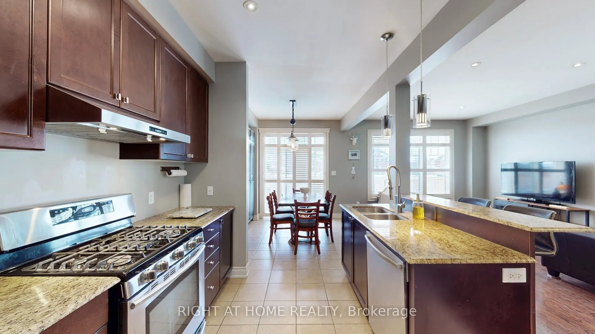 4 Mcelroy Court