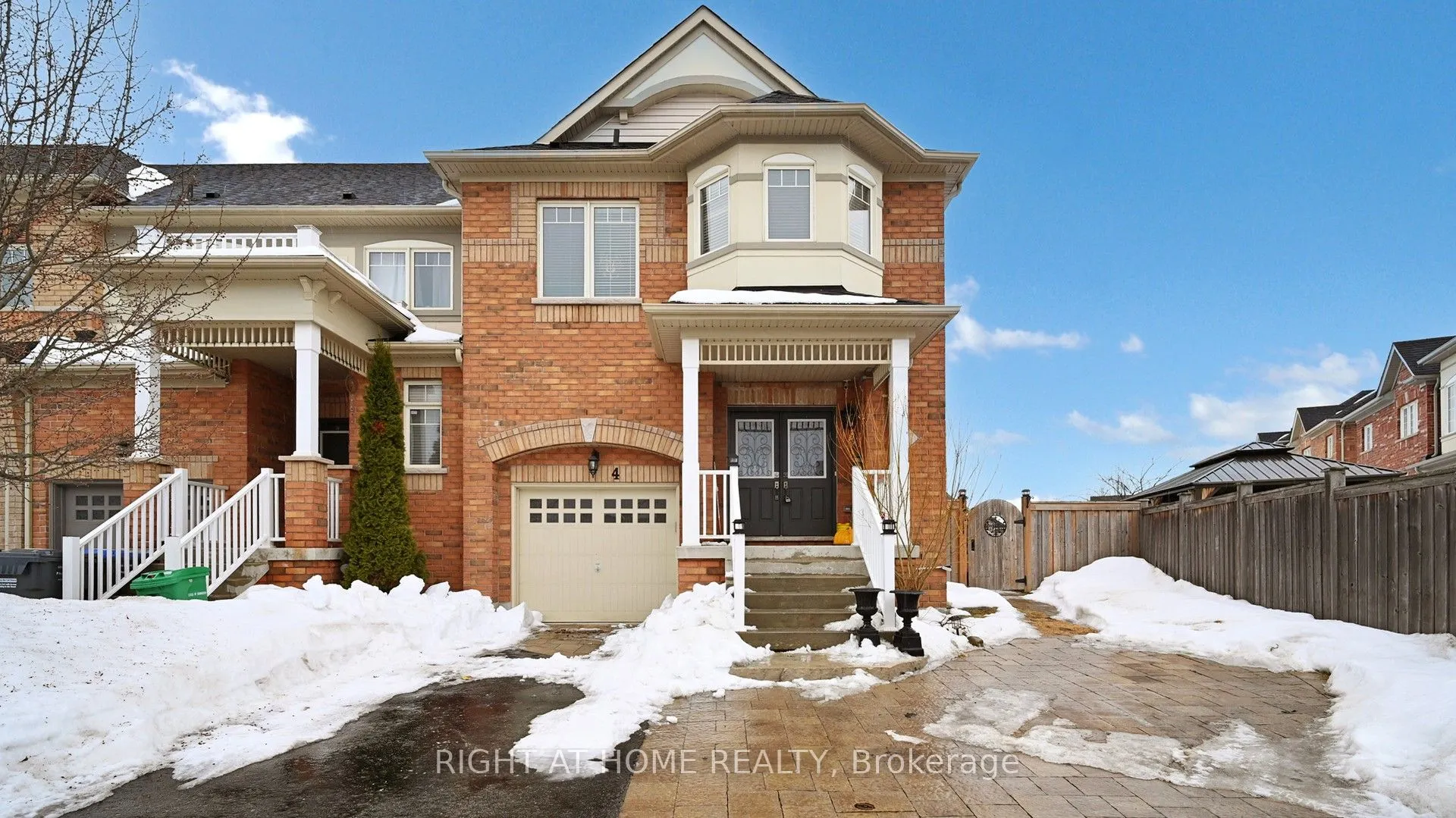 4 Mcelroy Court