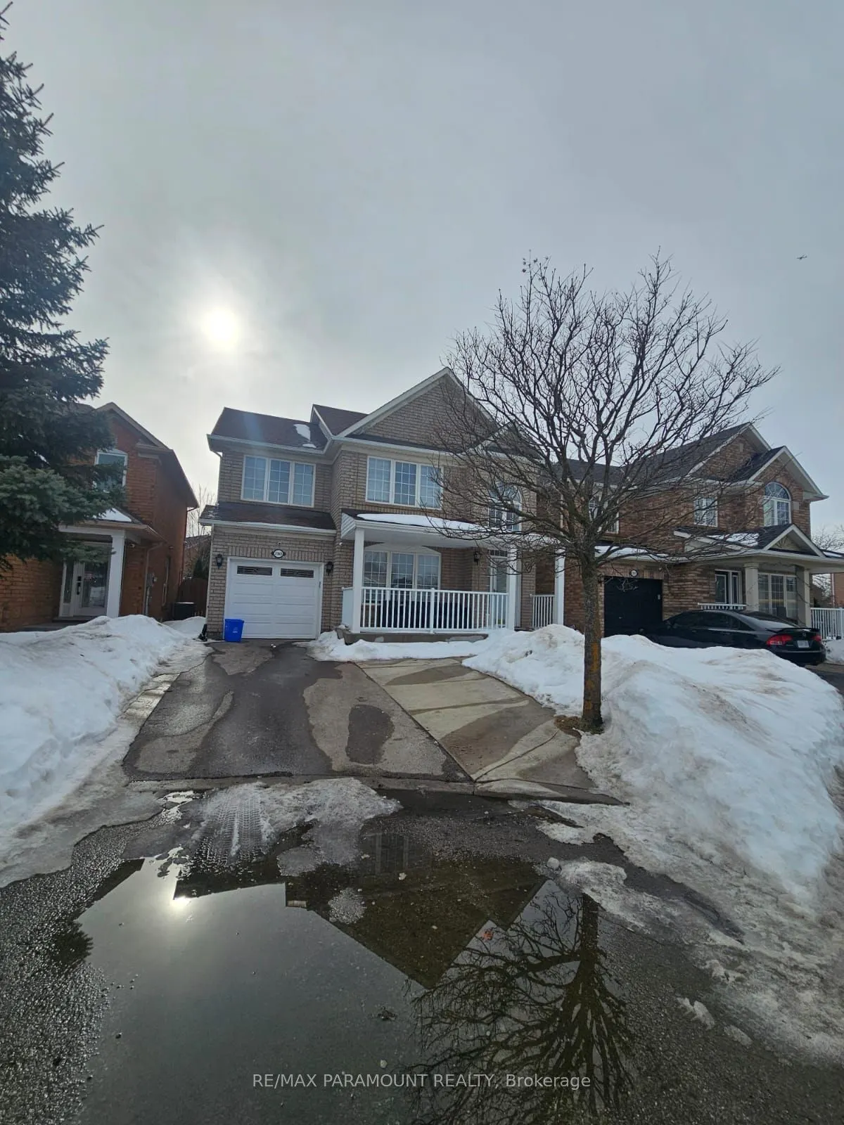 2360 Proudfoot Trail