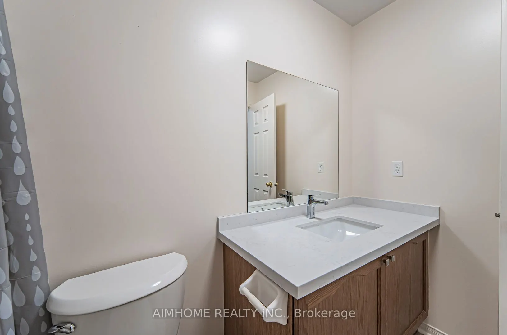 688 Courtney Valley Road