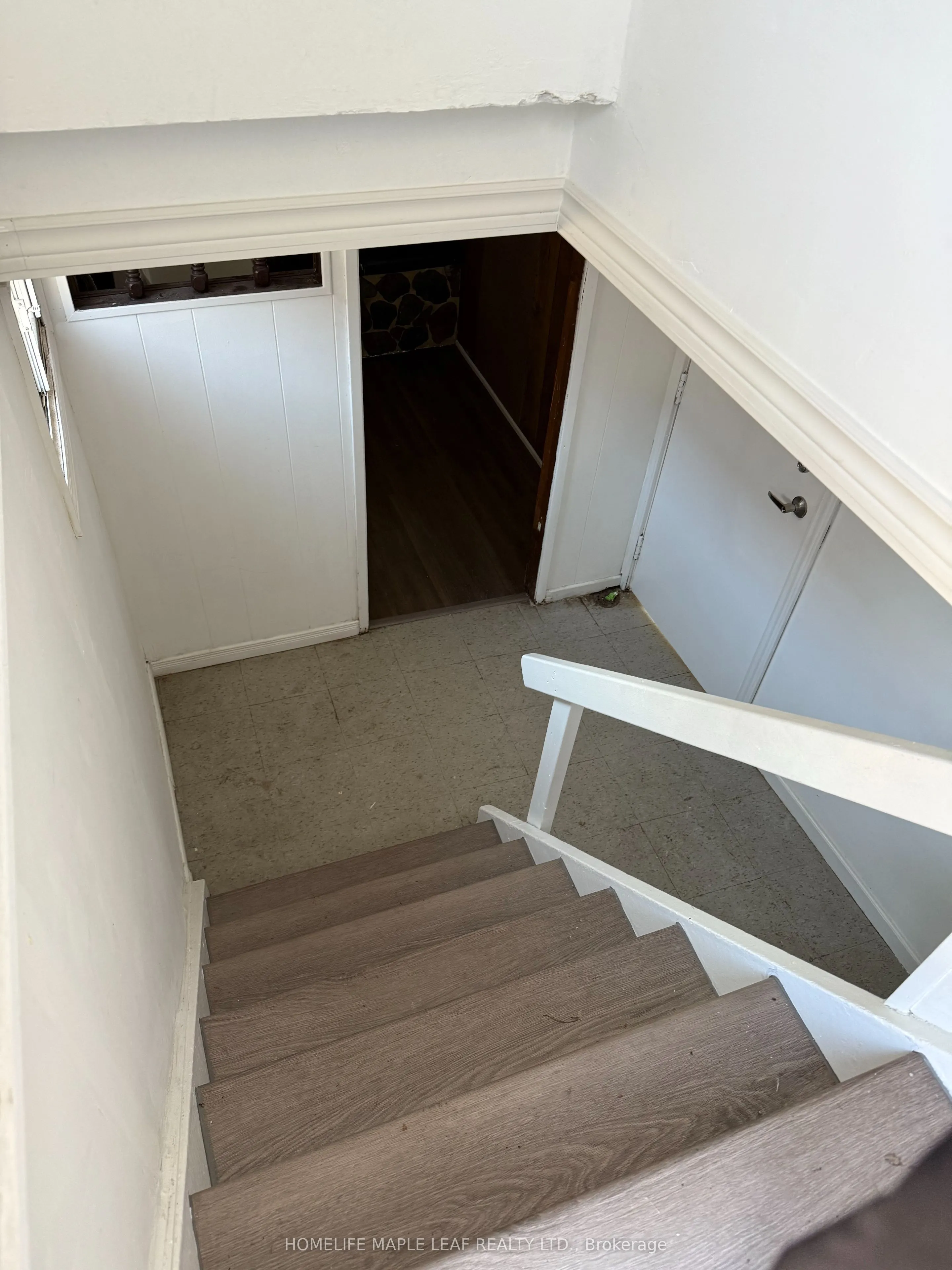21 ALBION Crescent, #Bsmt