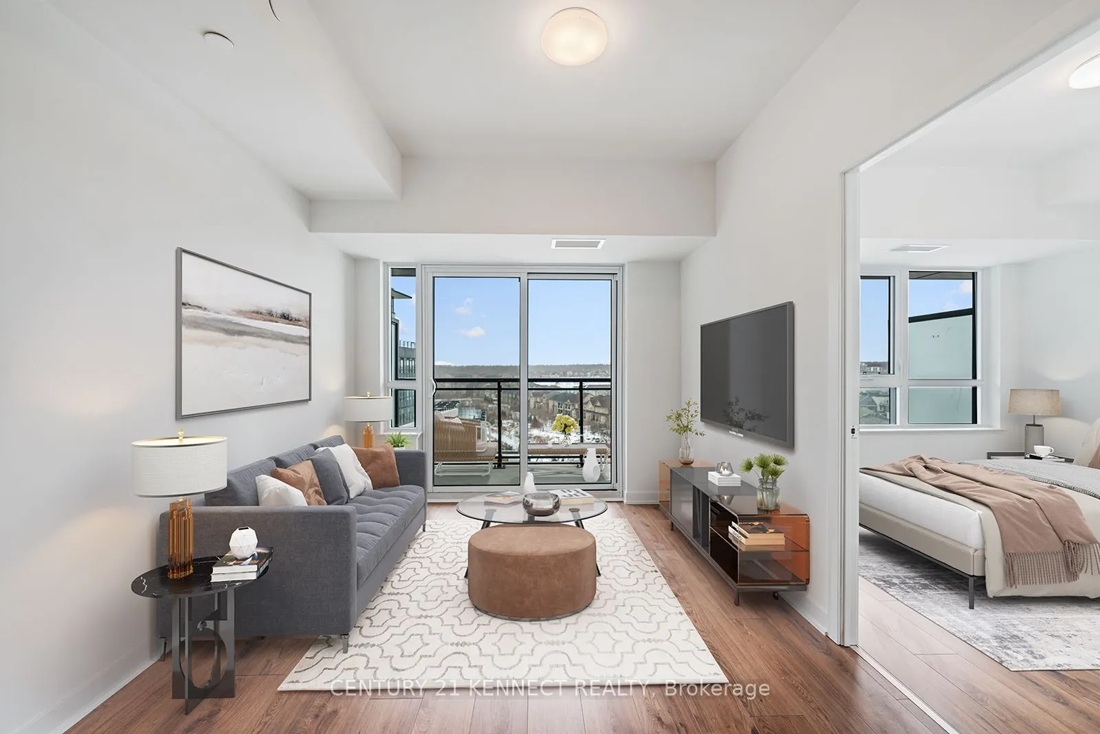395 Dundas Street W, #804