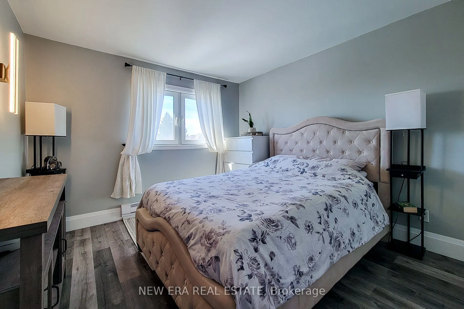 2152 Pelee Boulevard