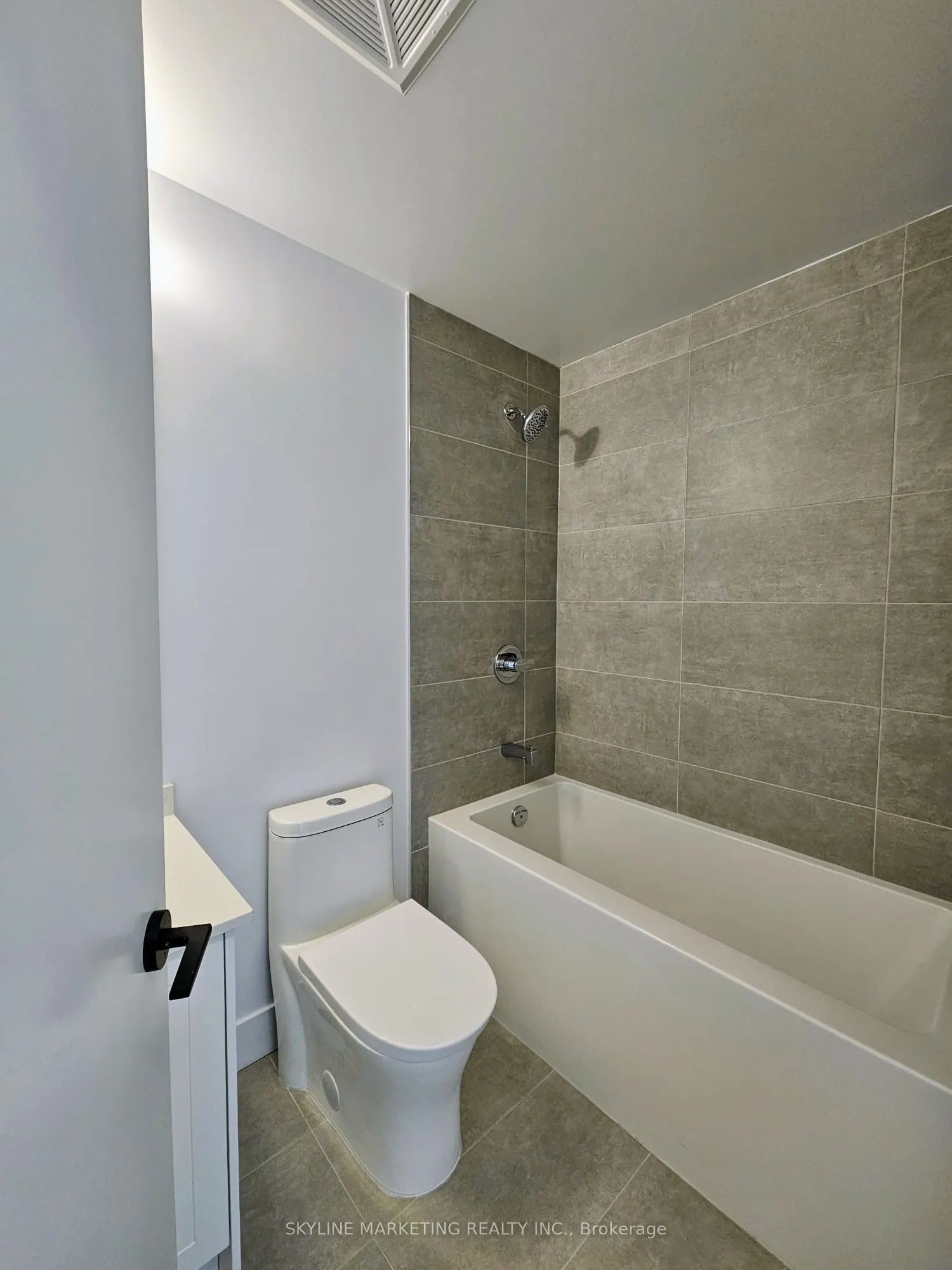 2450 Old Bronte Road, #240