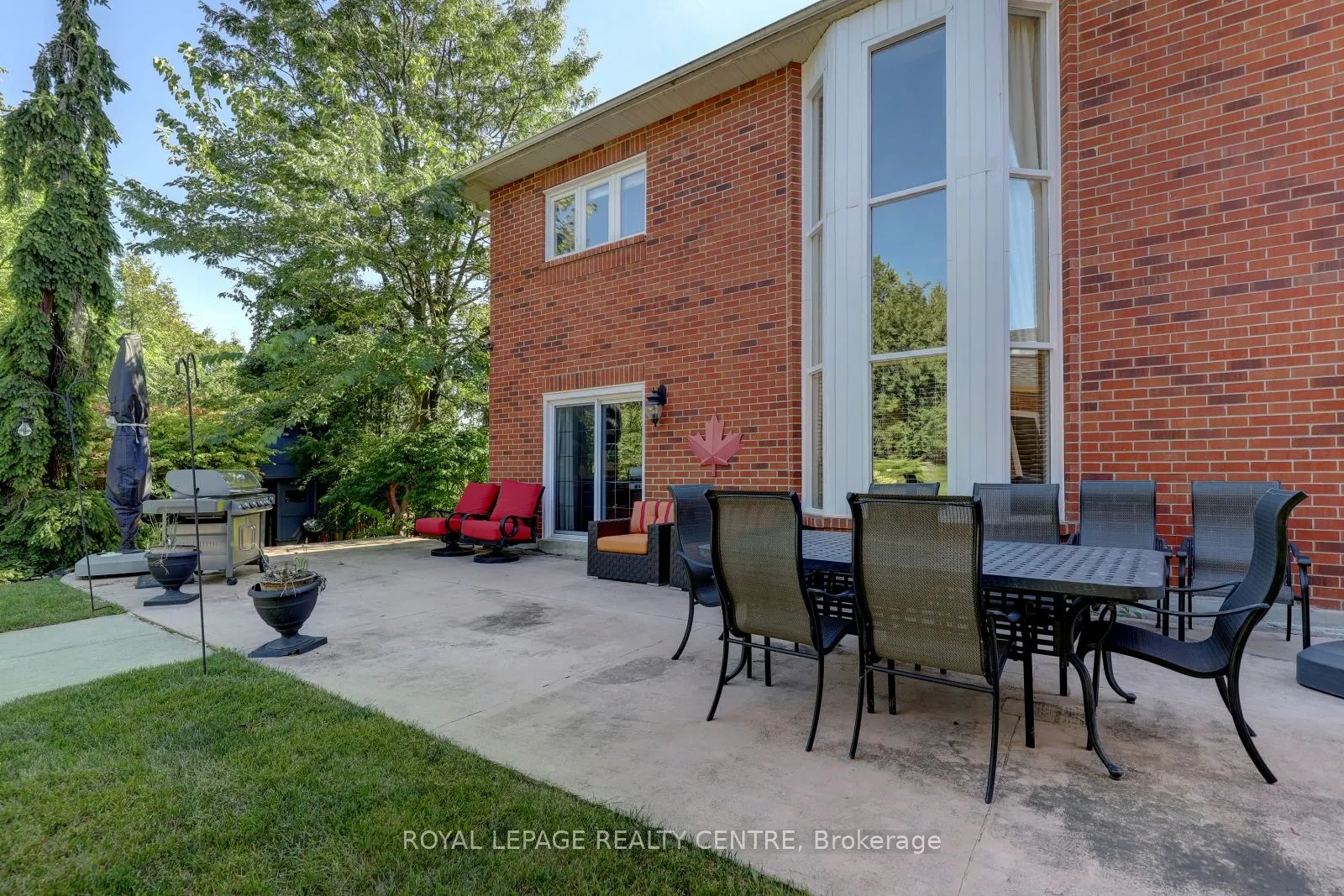 102 Kenpark Avenue