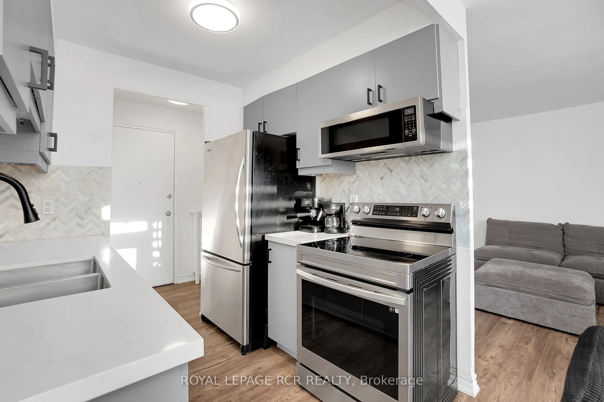 50 Gulliver Road, #205