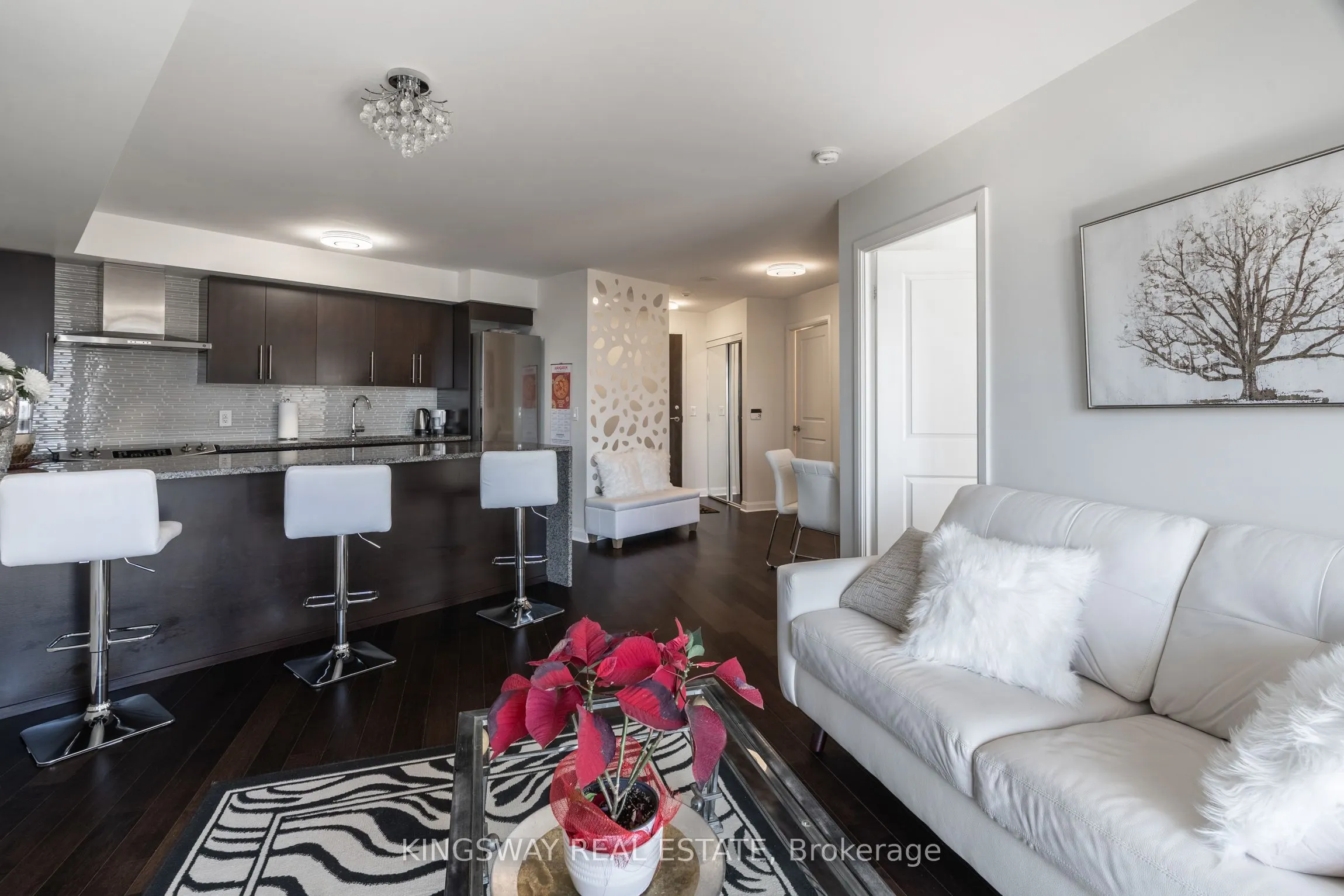 1 Michael Power Place, #208