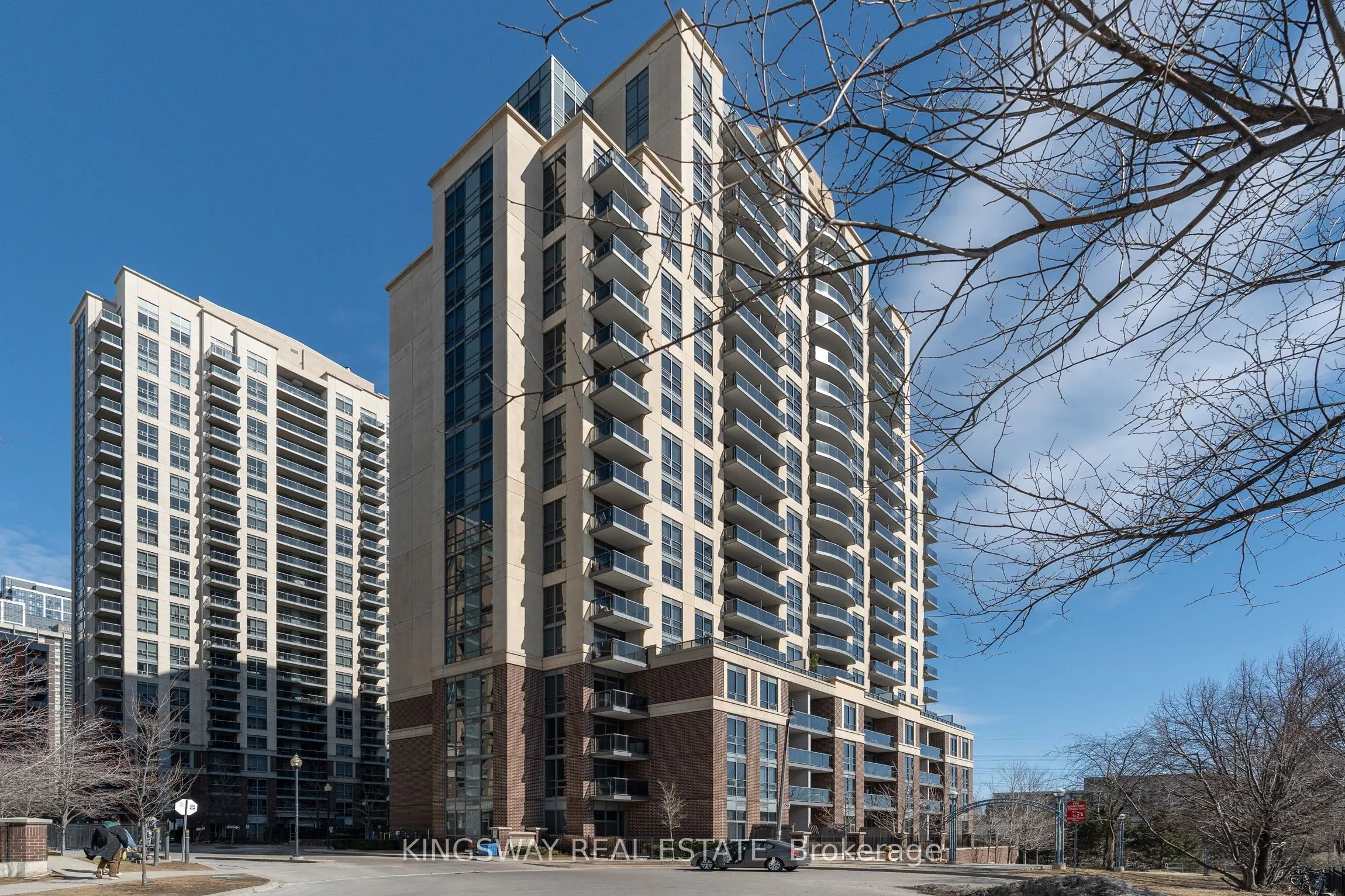 1 Michael Power Place, #208