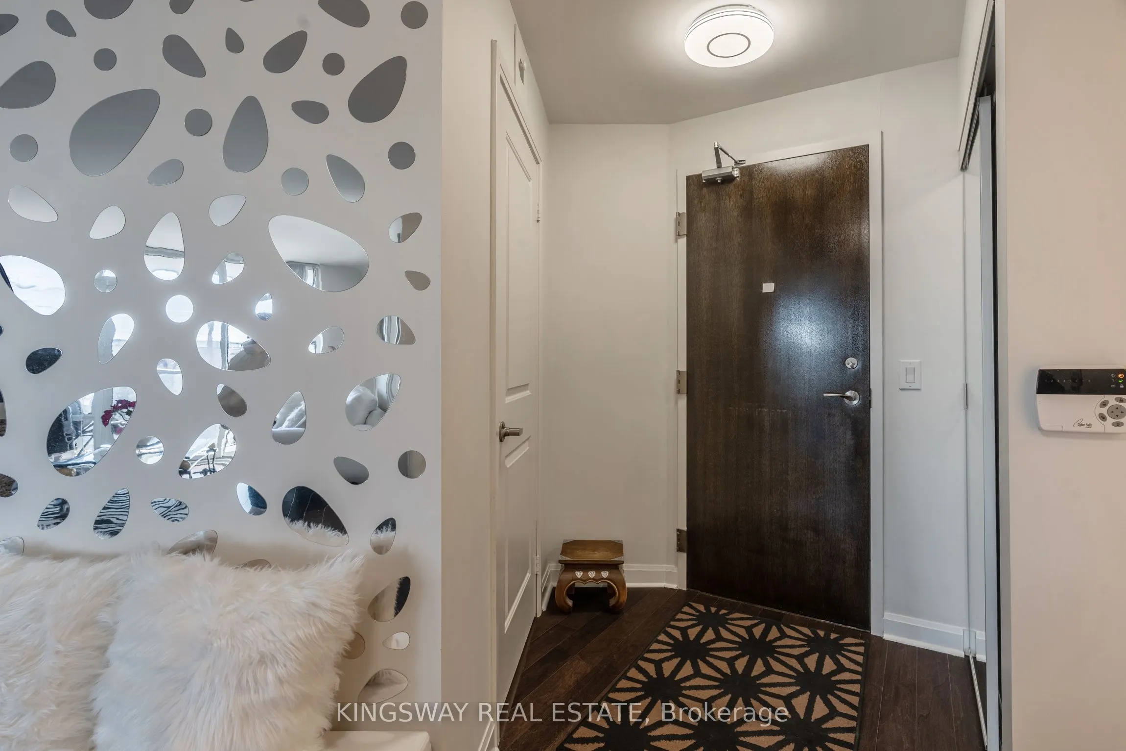 1 Michael Power Place, #208