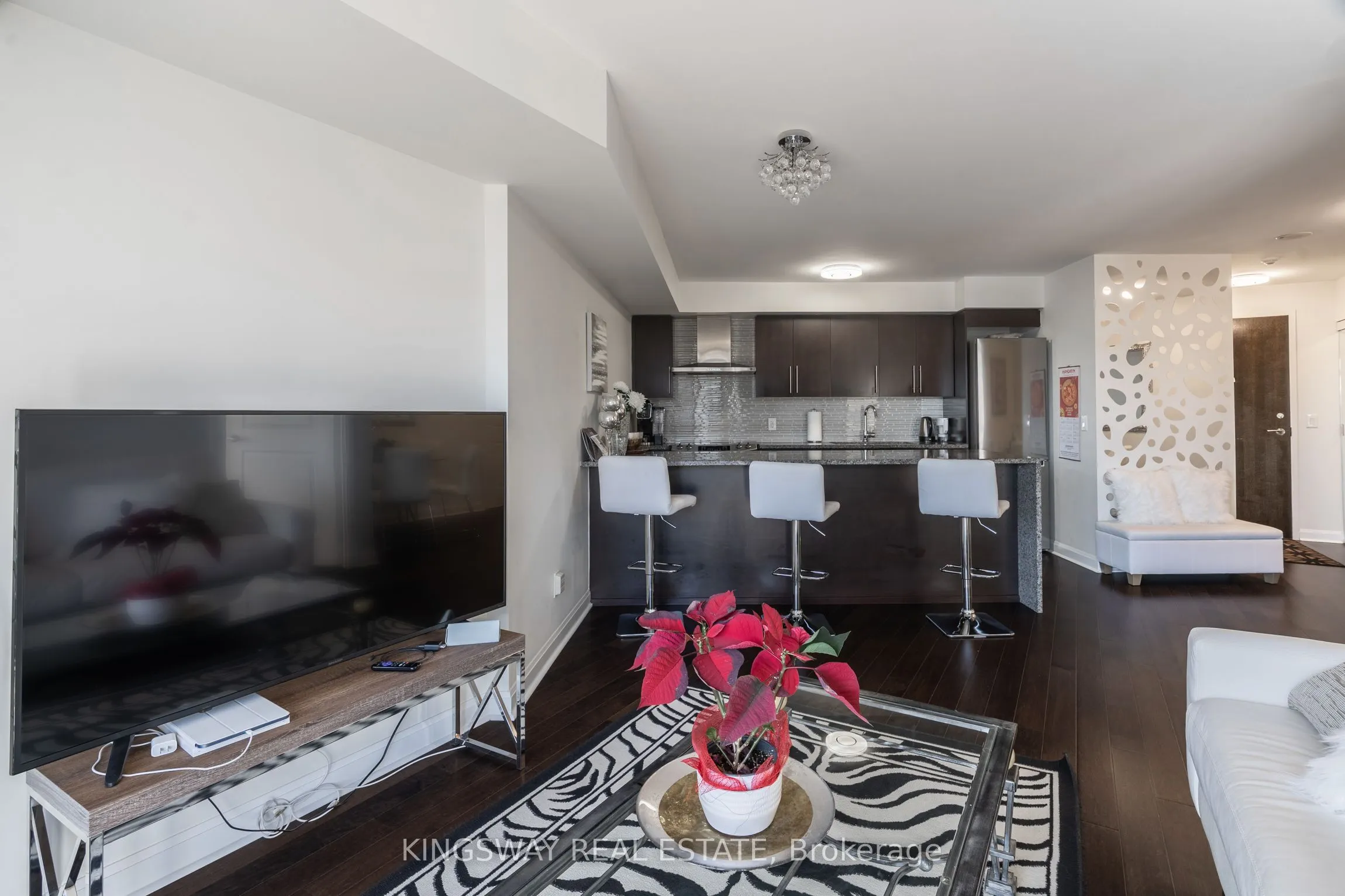 1 Michael Power Place, #208