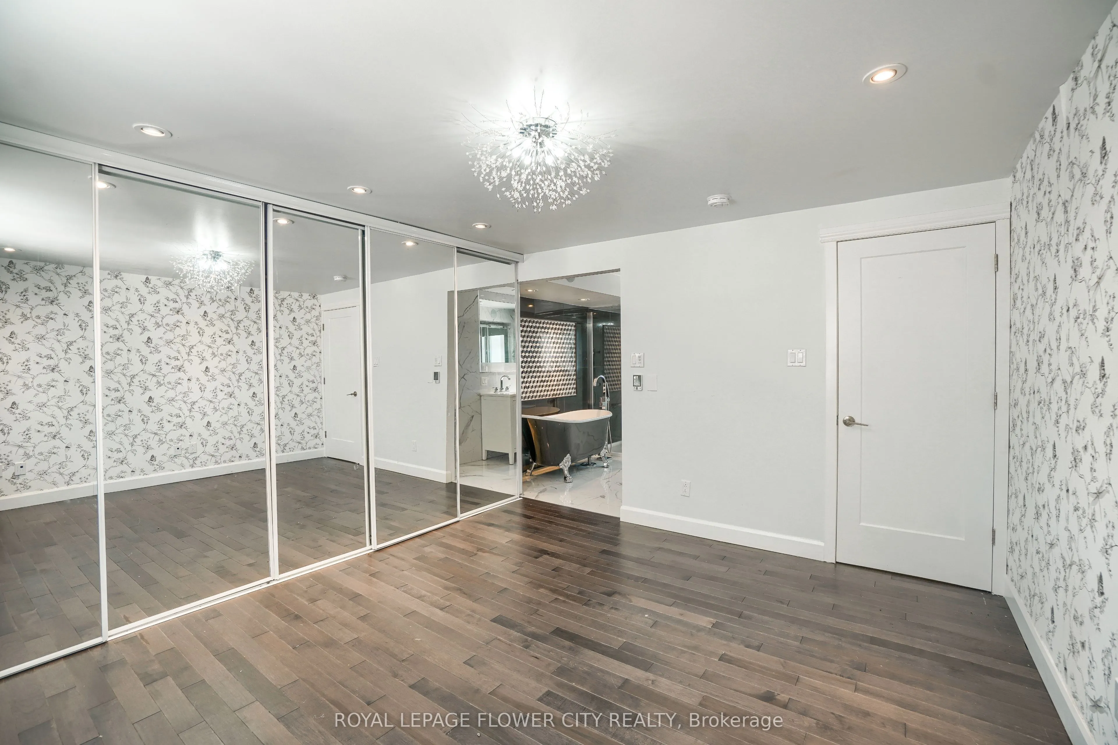 12 Gondola Crescent, #Main Floor