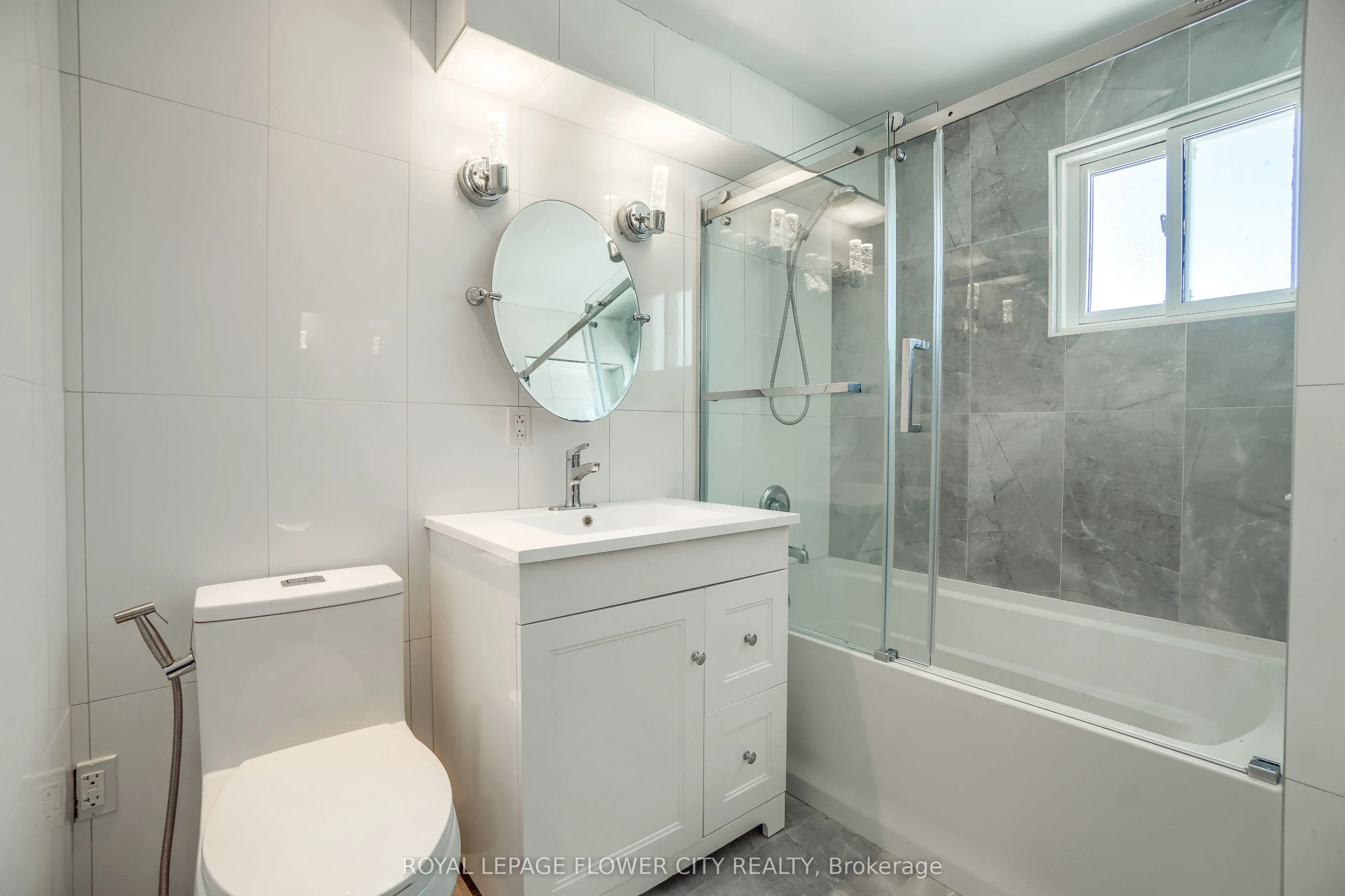 12 Gondola Crescent, #Main Floor