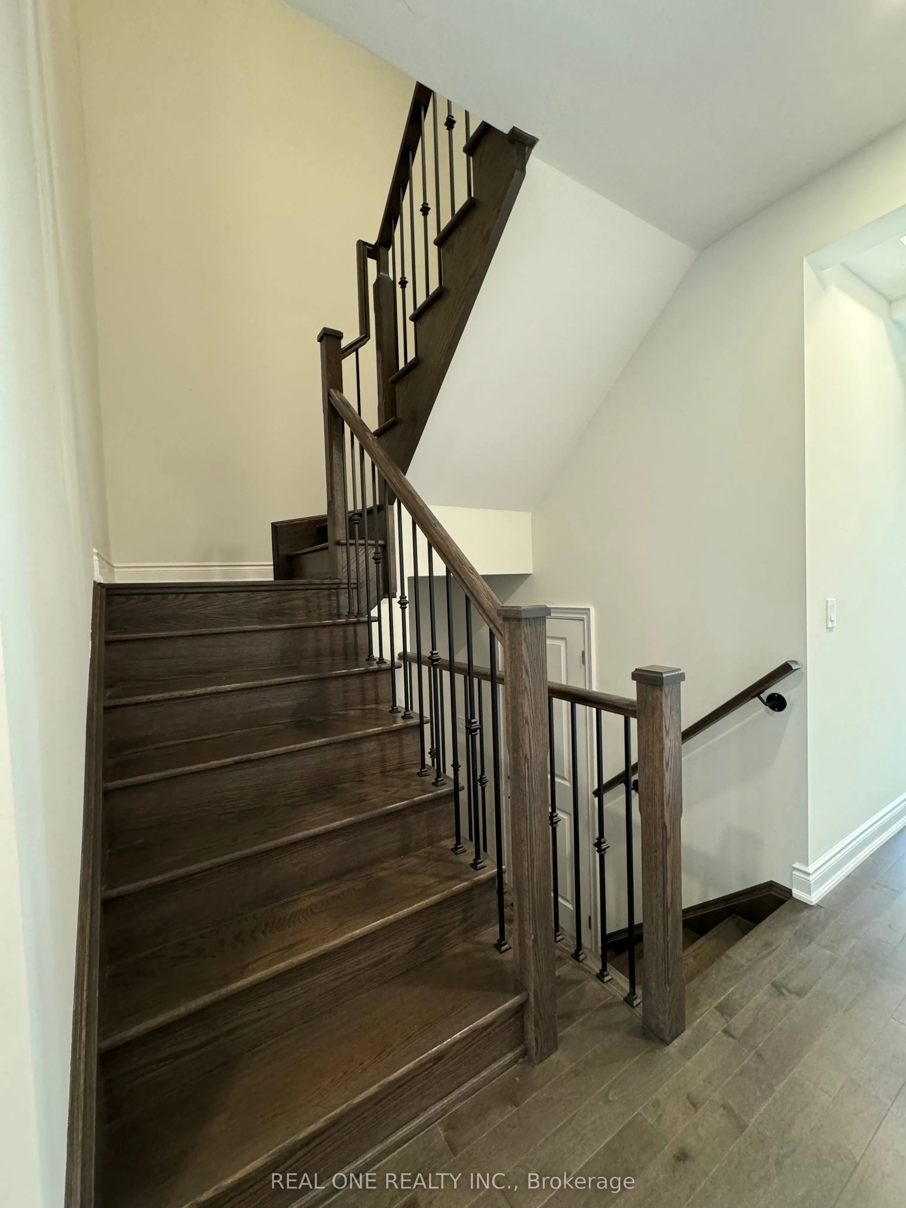 2459 Saw Whet Boulevard