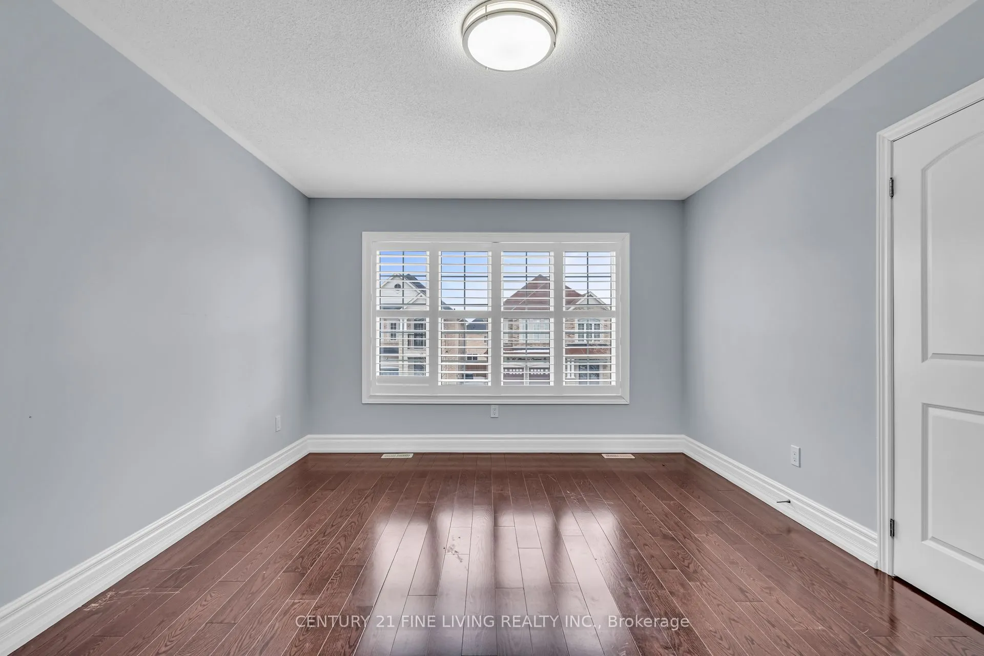 80 Hanbury Crescent