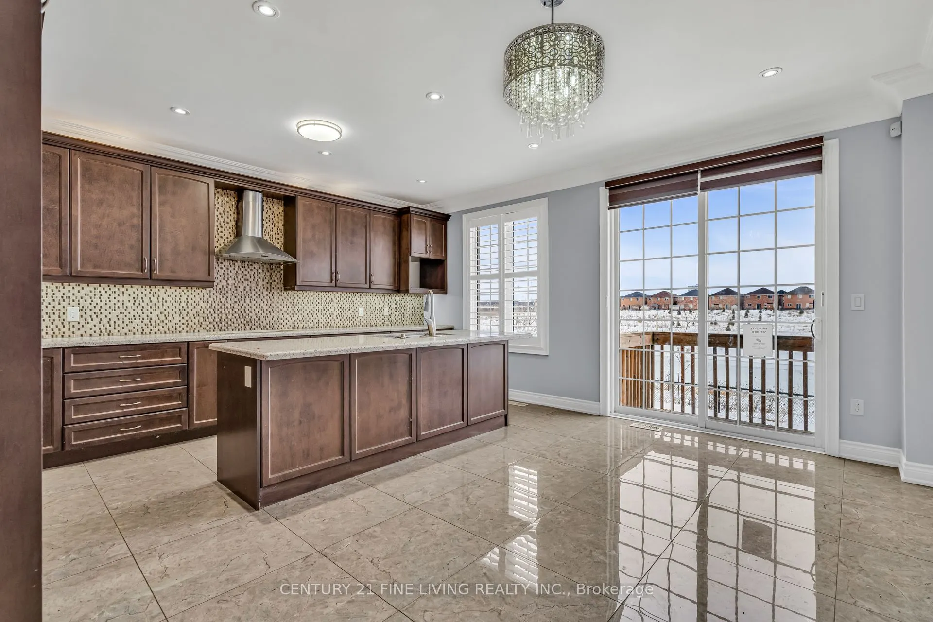80 Hanbury Crescent