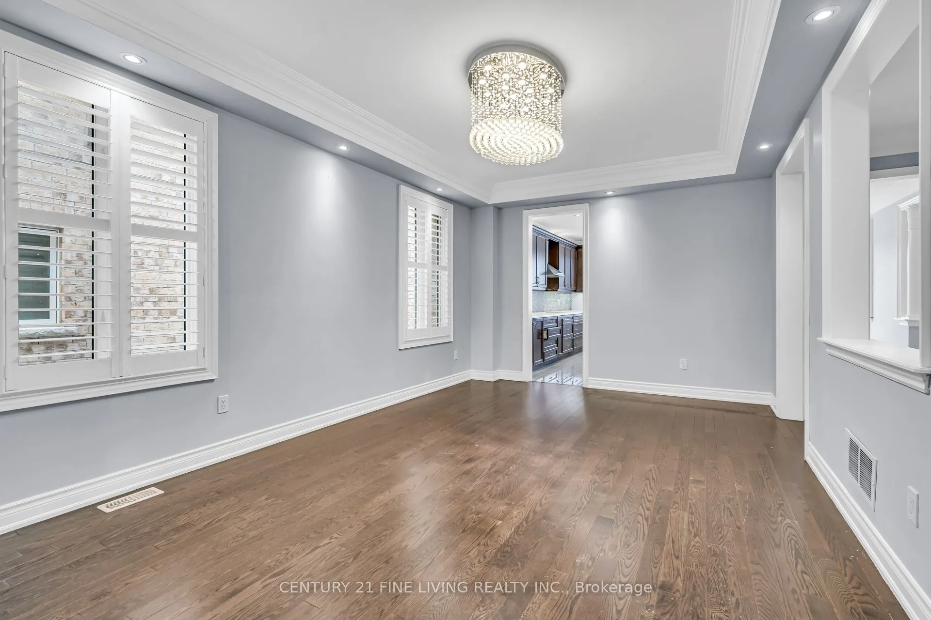 80 Hanbury Crescent