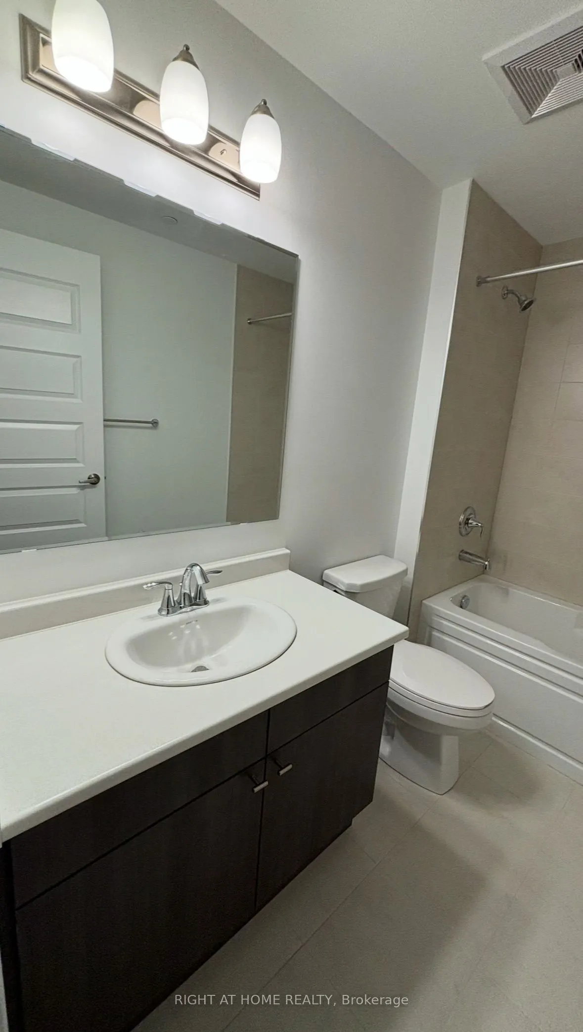 470 Gordon Krantz Avenue, #505