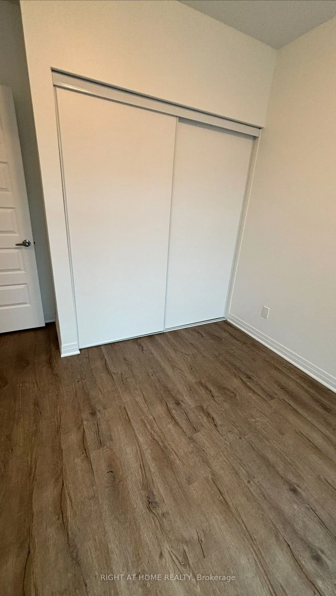 470 Gordon Krantz Avenue, #505