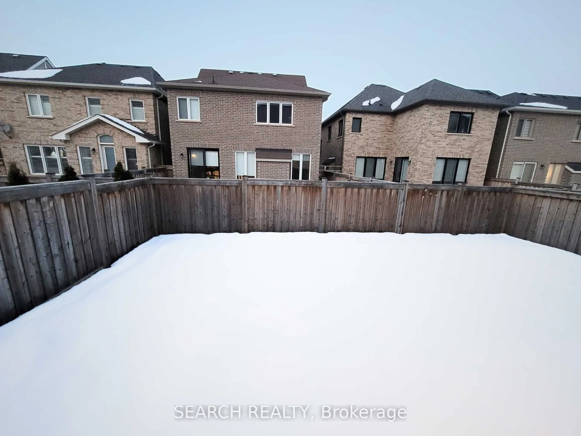 3045 Post Road