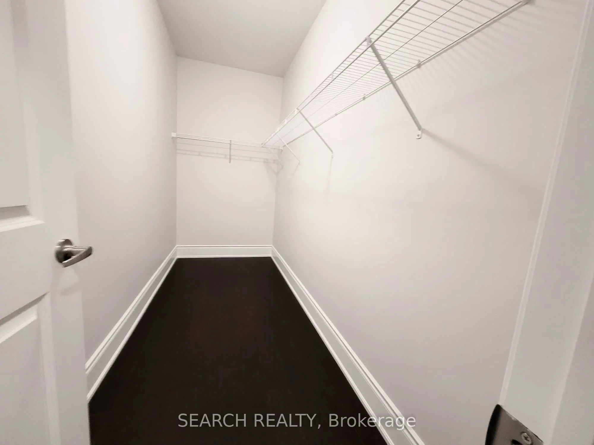 3045 Post Road