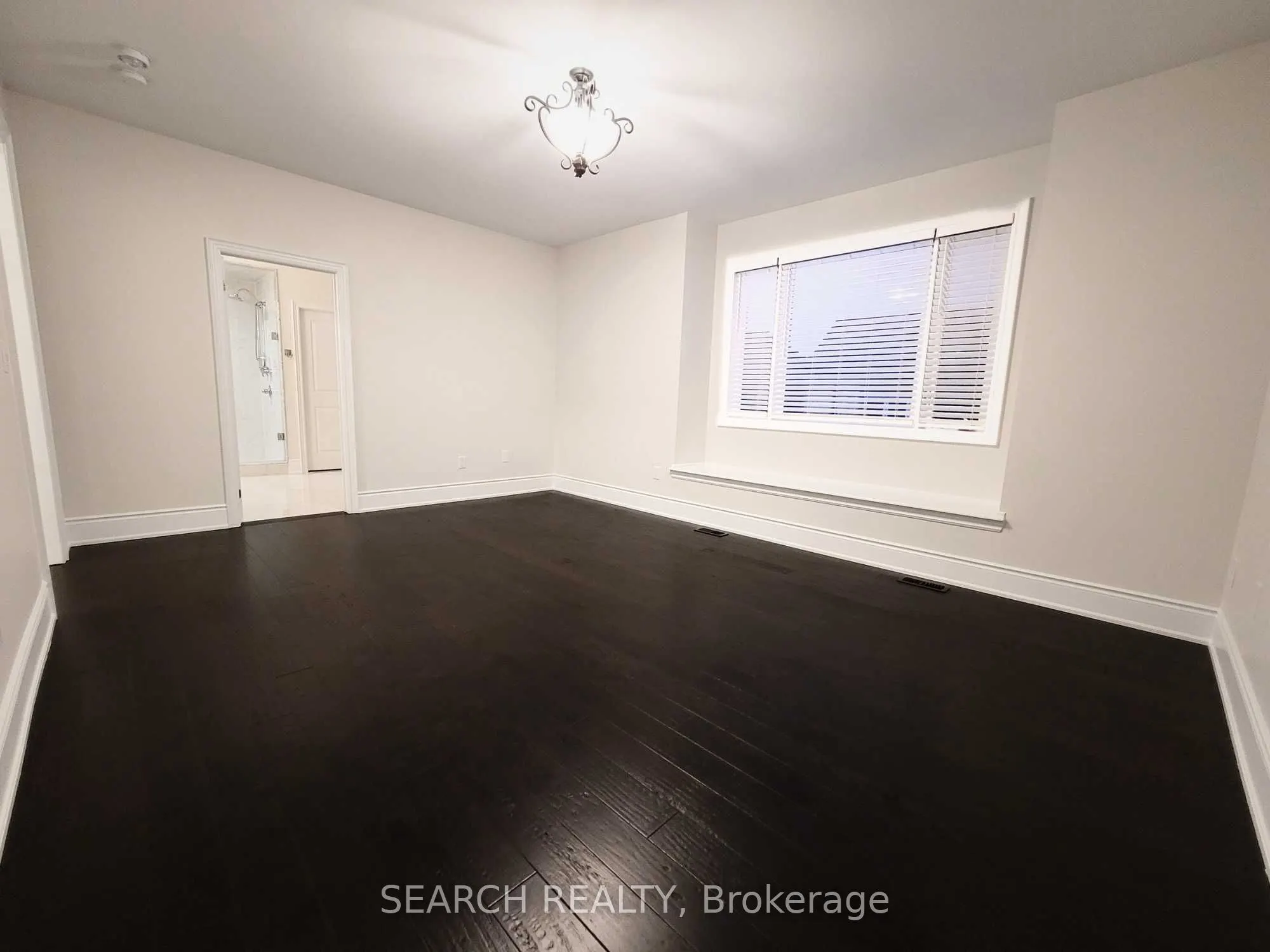 3045 Post Road