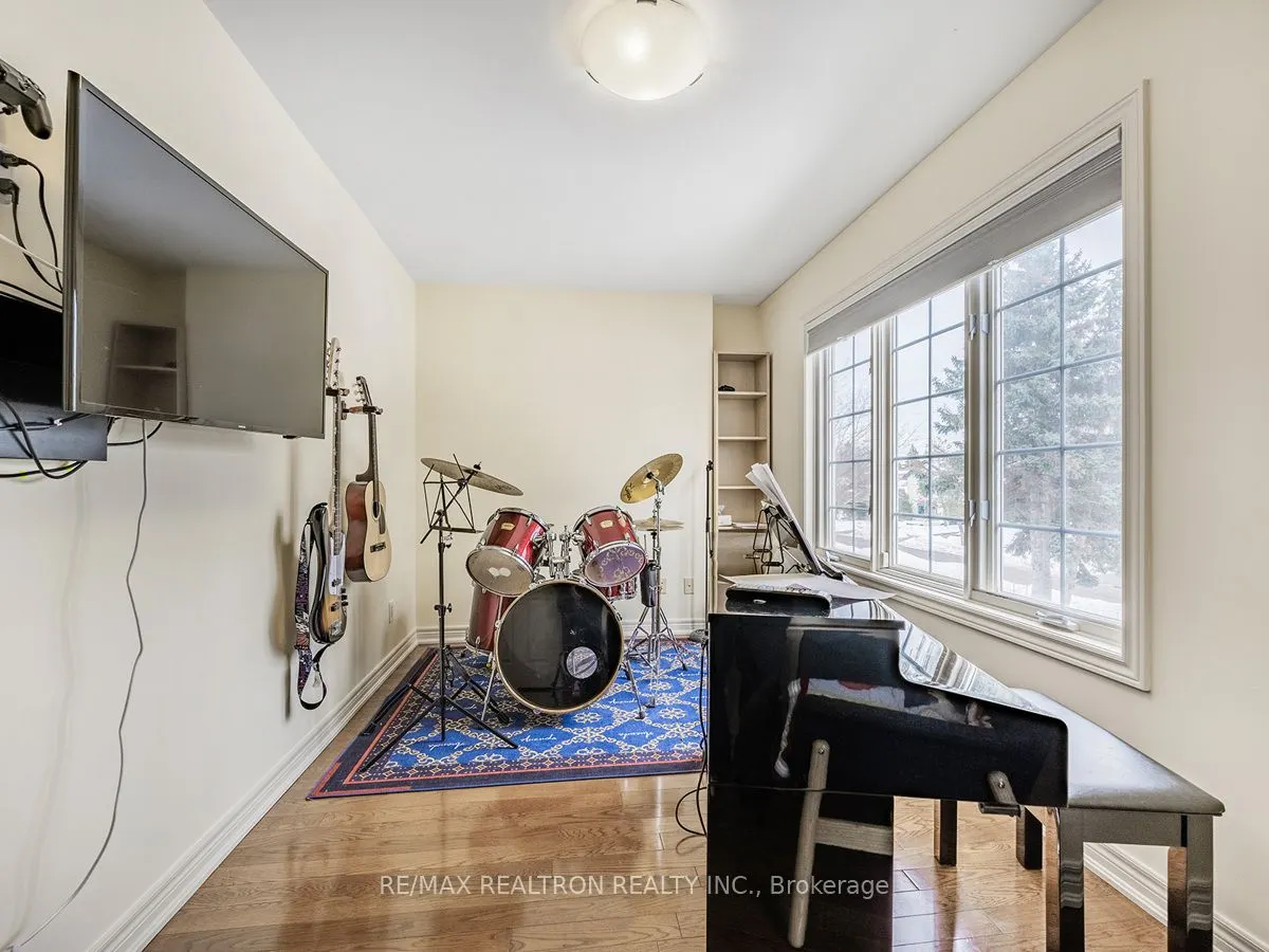 26 Eriksdale Road