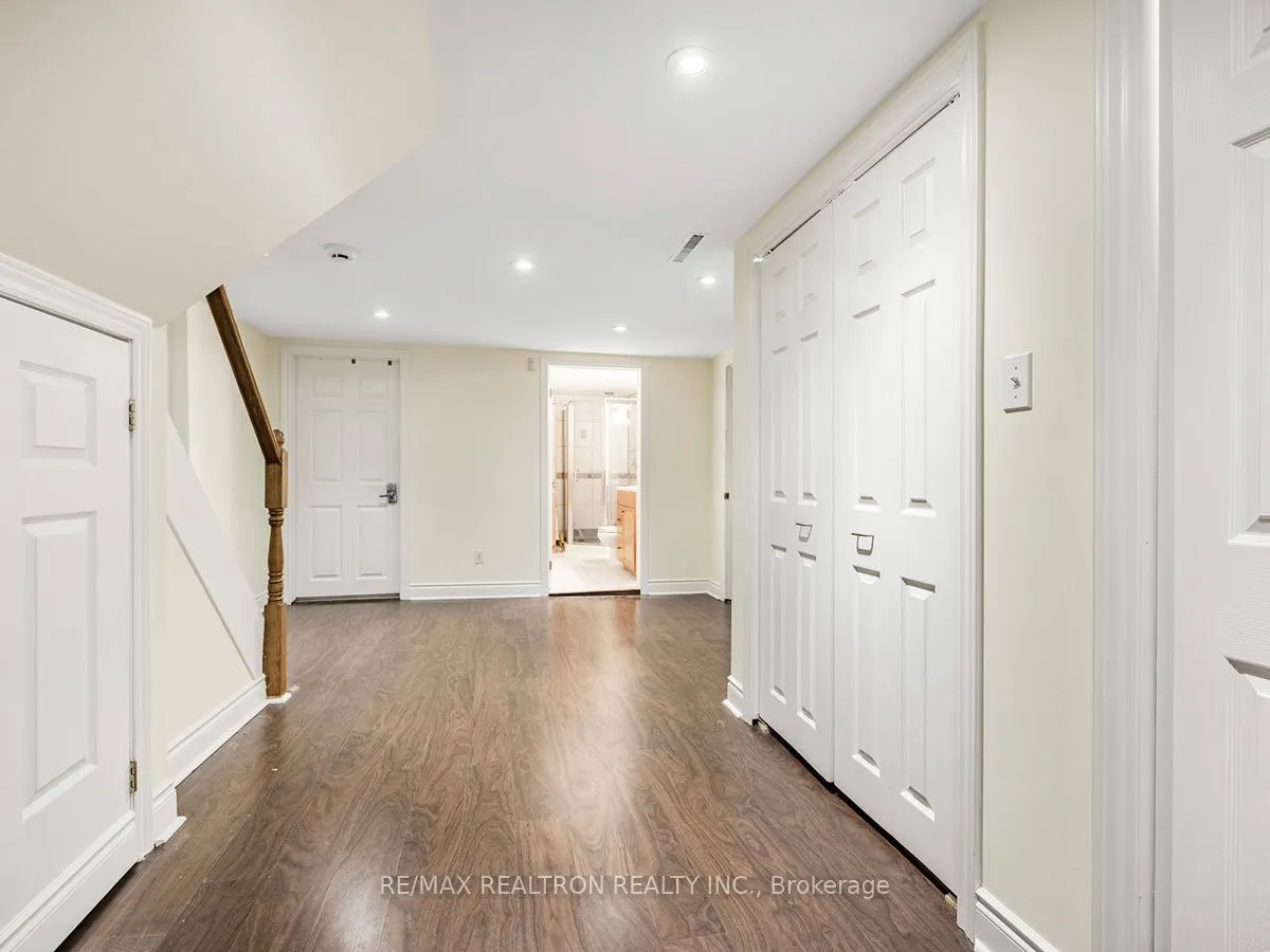 26 Eriksdale Road