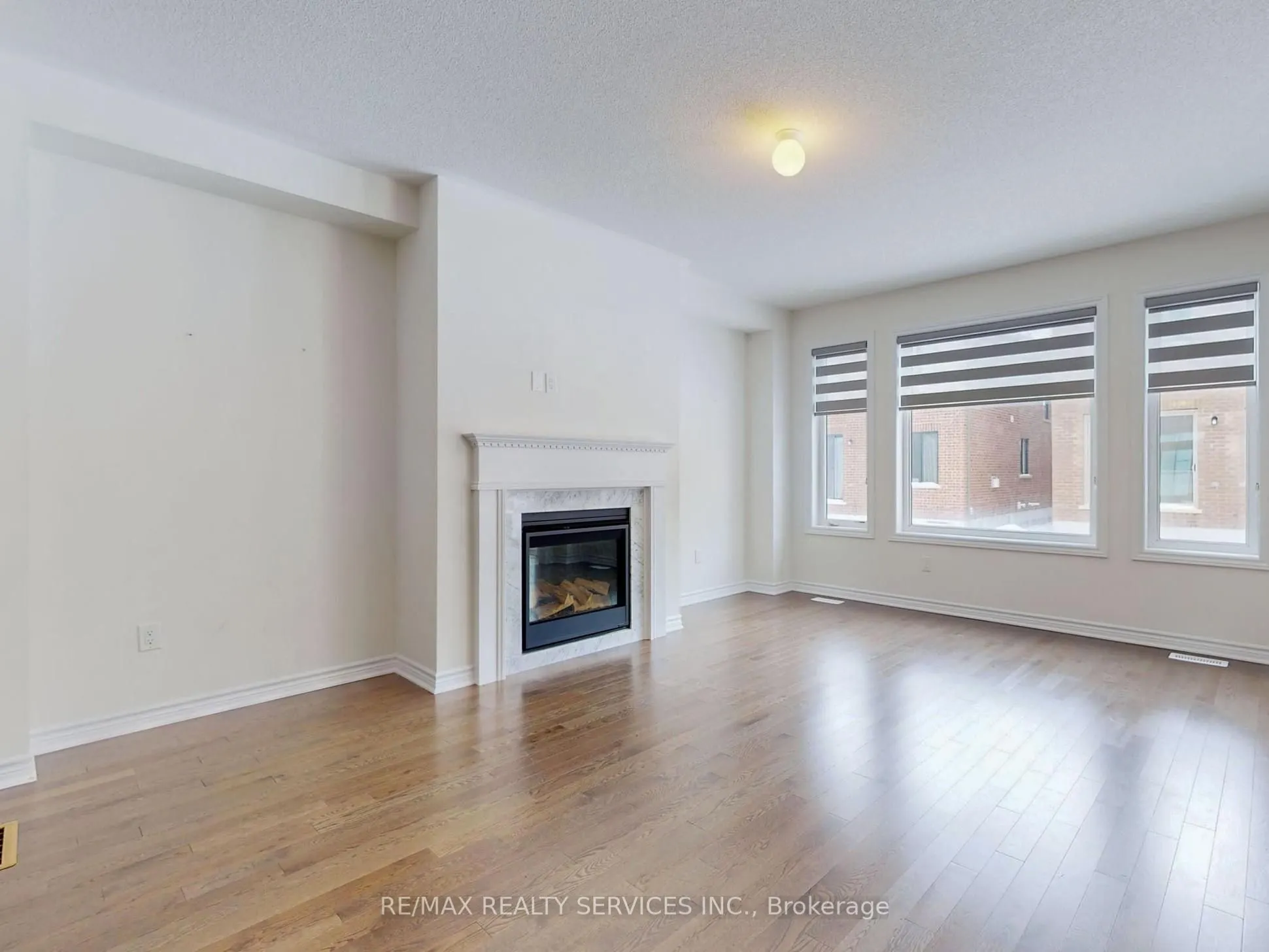 26 Spinland Street S