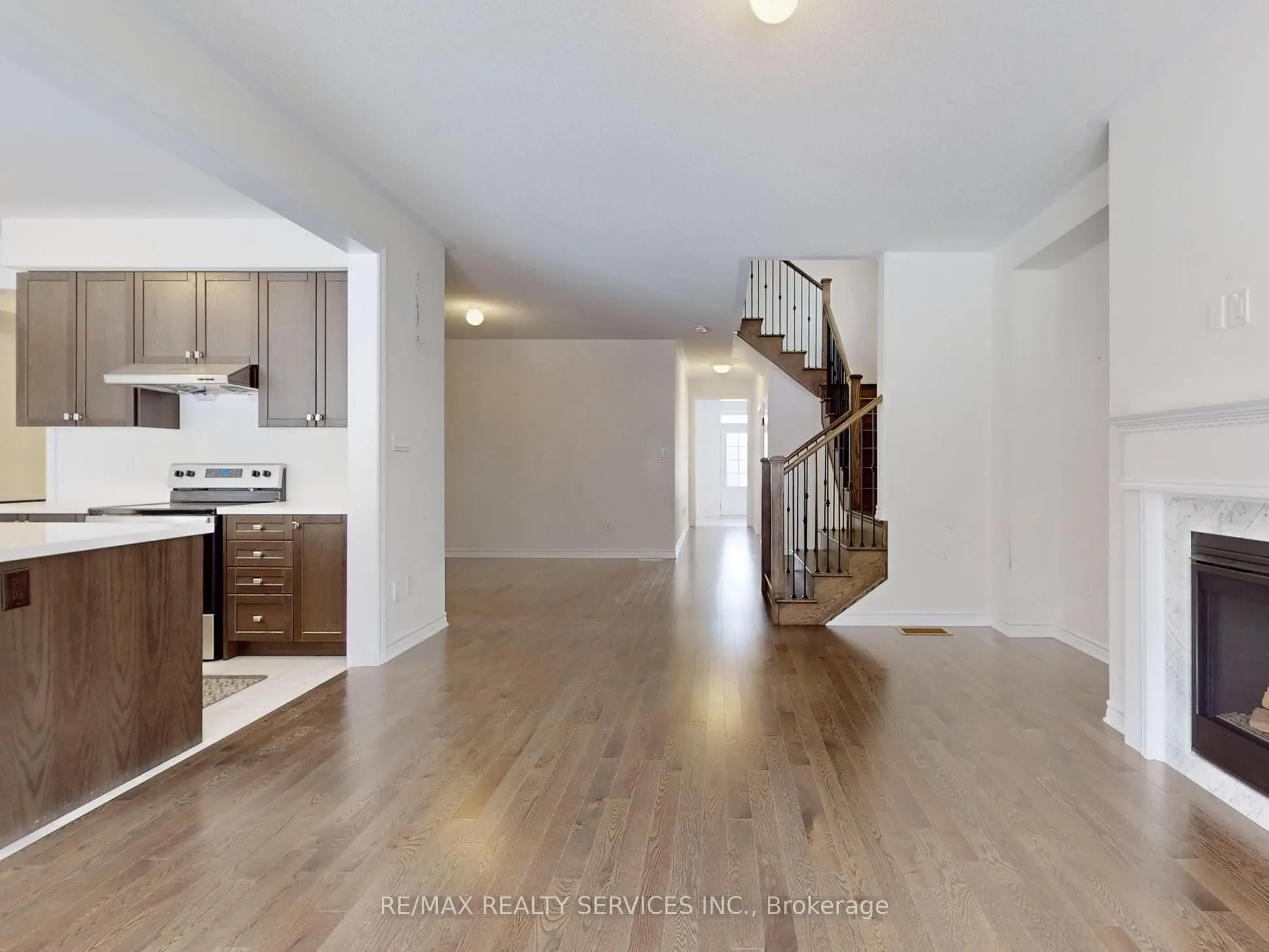 26 Spinland Street S