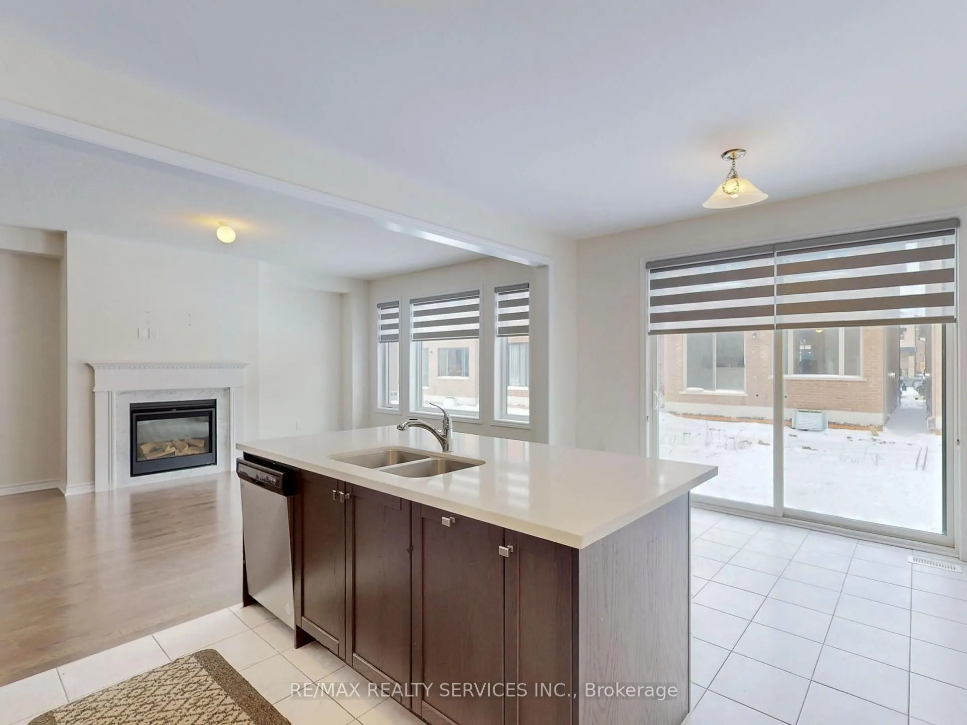 26 Spinland Street S