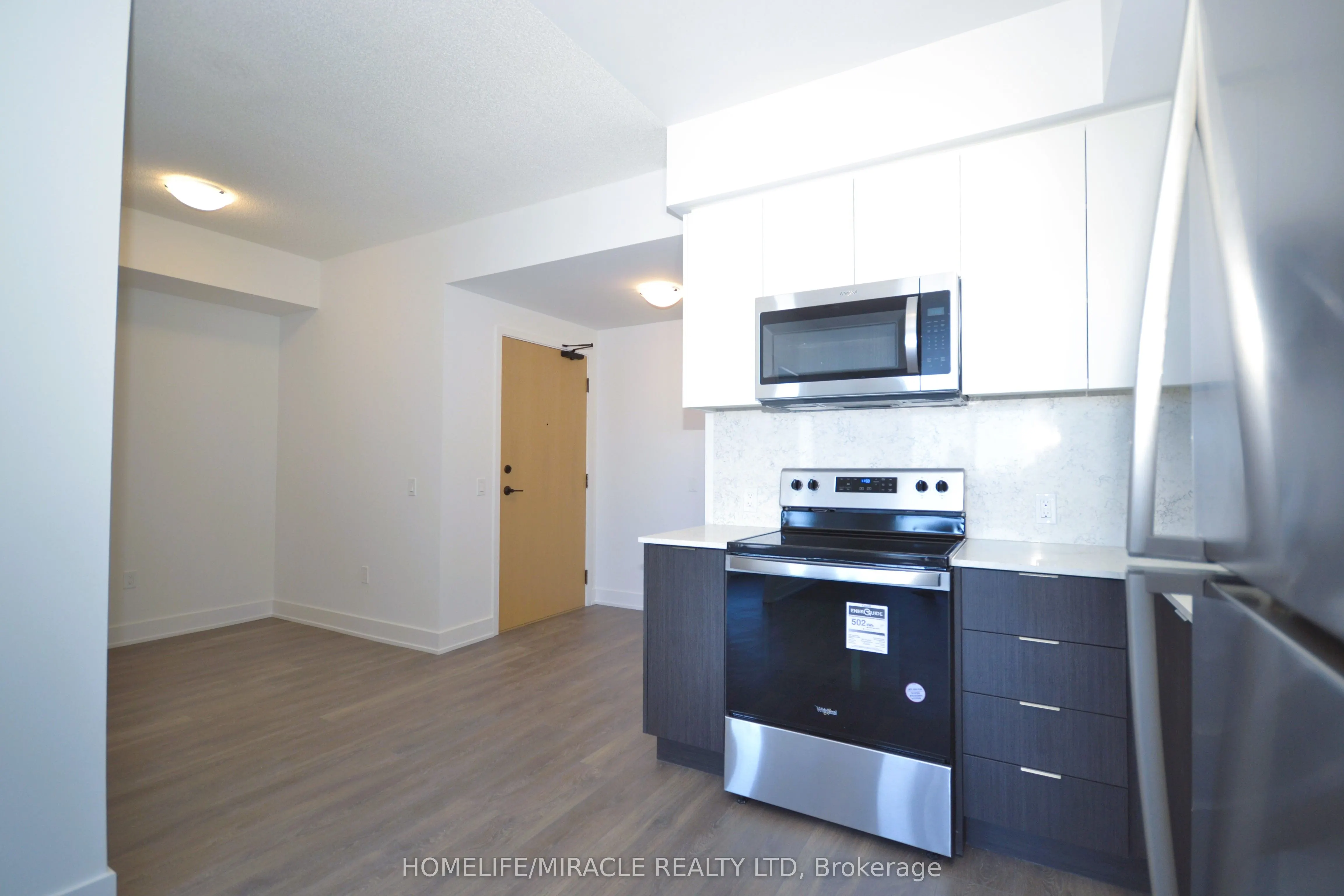 204 Burnhamthorpe Road E, #1506