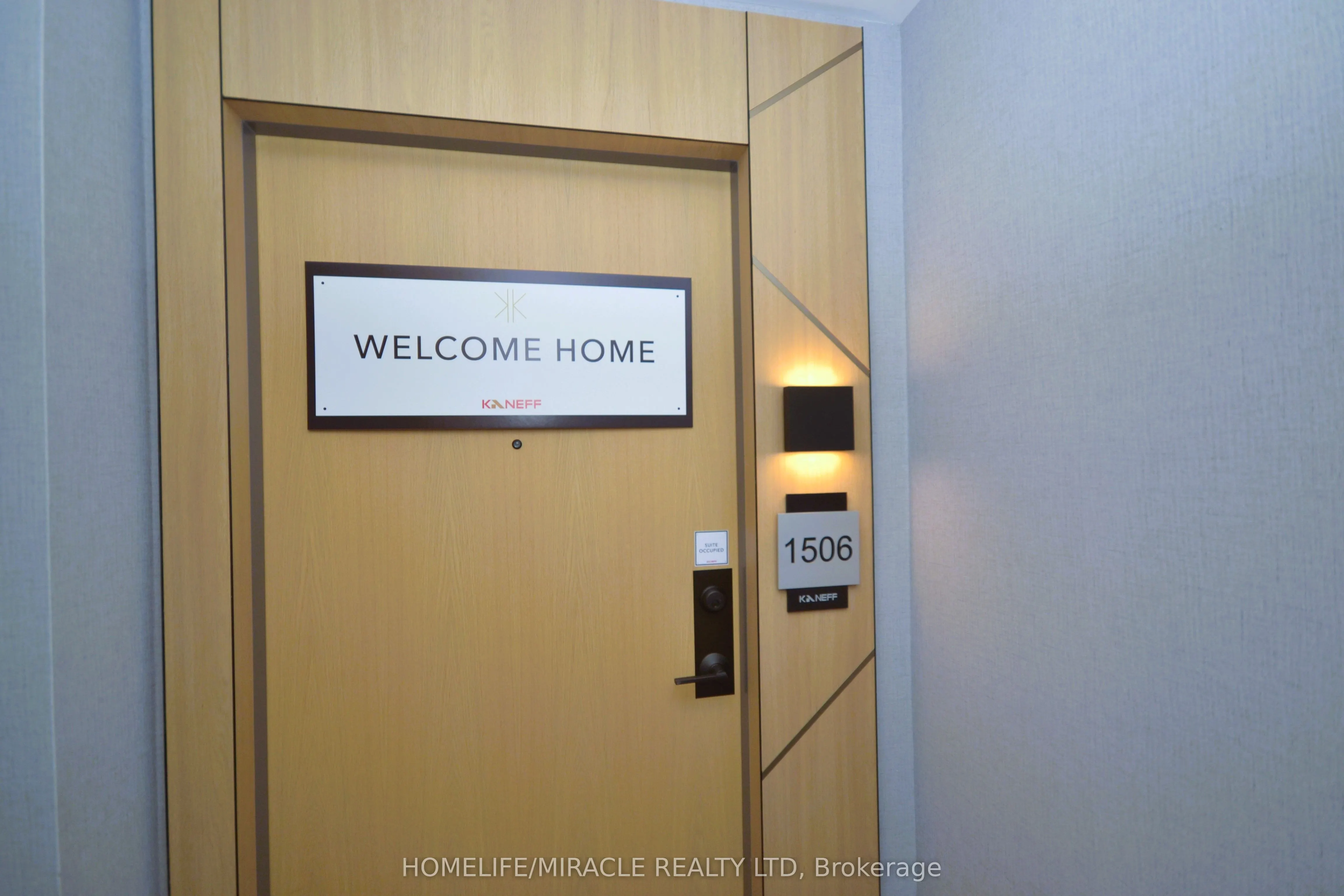 204 Burnhamthorpe Road E, #1506