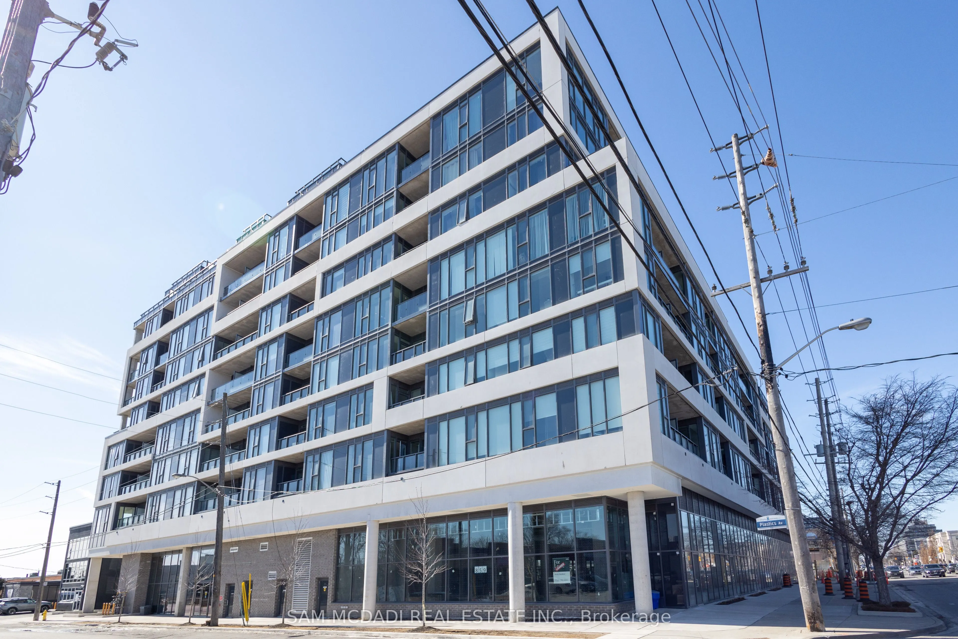 859 The Queensway, #521