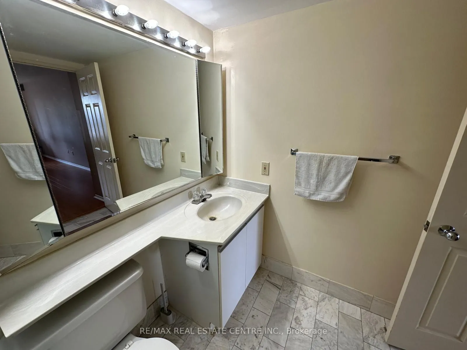 335 Webb Drive, #702