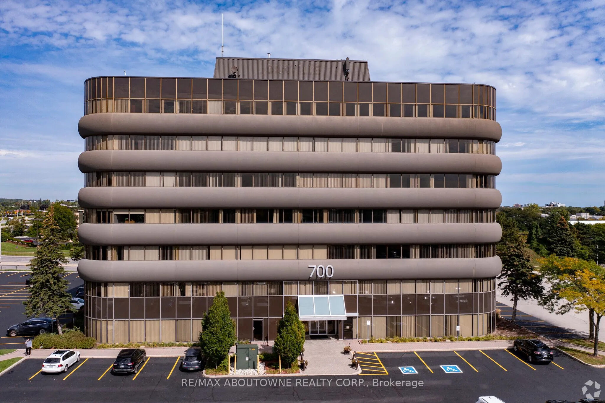 700 Dorval Drive, #601