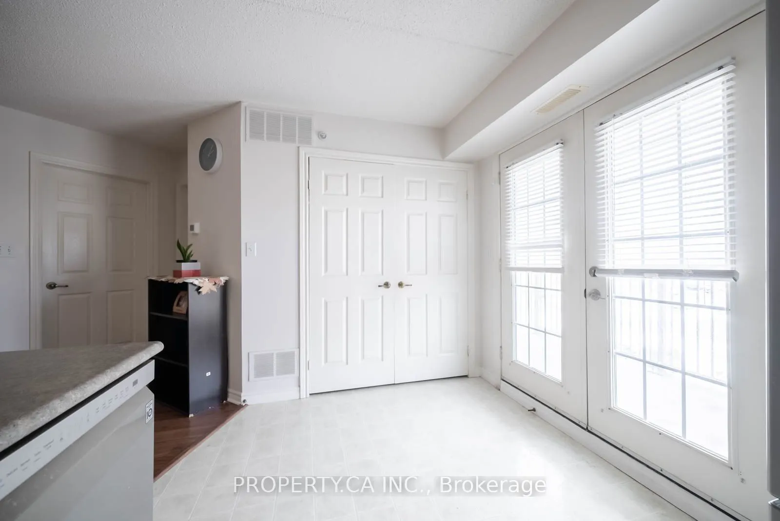 1450 Bishops Gate, #302