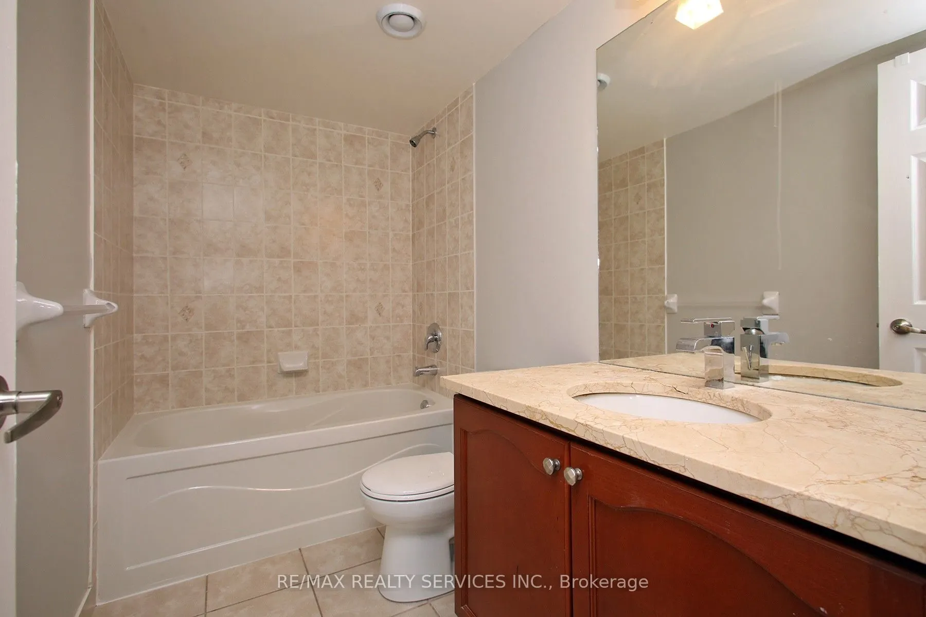 335 Rathburn Road W, #2007