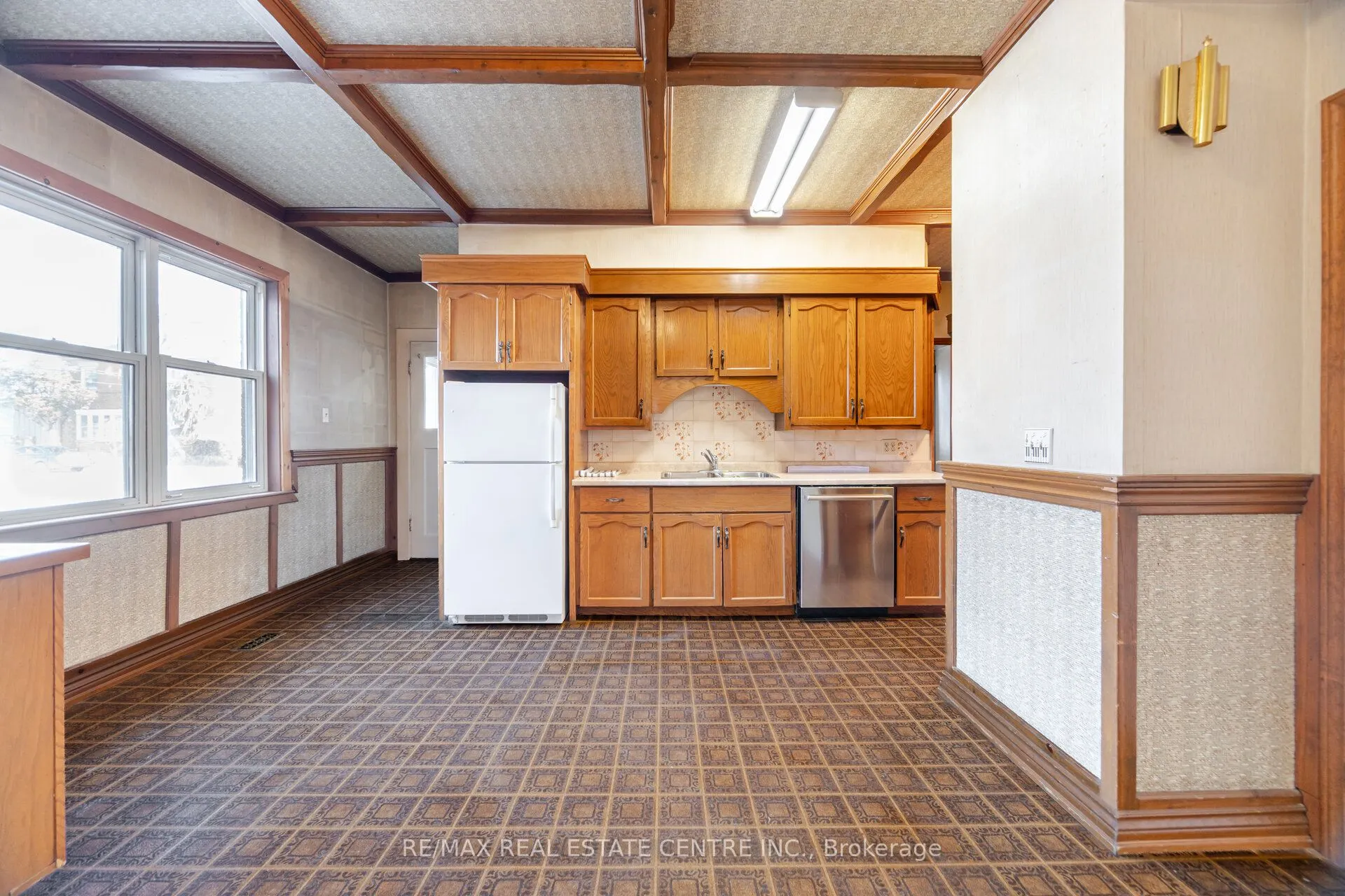 340 Main Street E, #Ground Floor Apartment