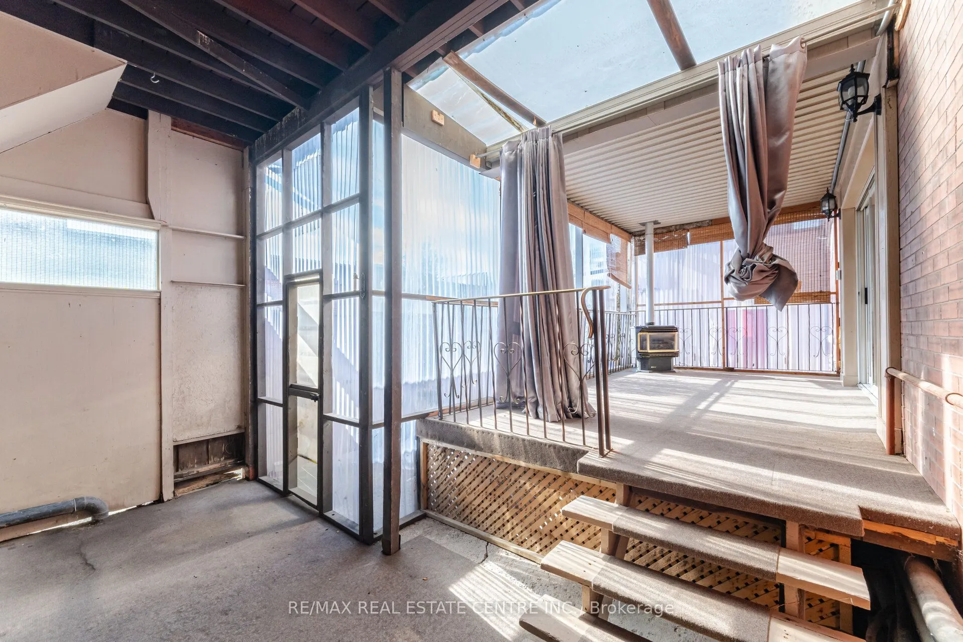 340 Main Street E, #Ground Floor Apartment