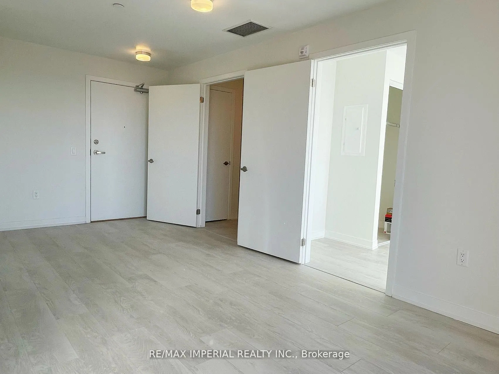 3401 Ridgeway Drive W, #420