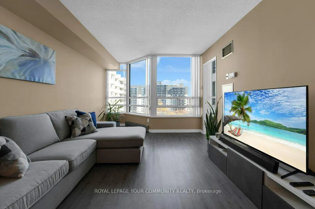 75 King Street E, #807