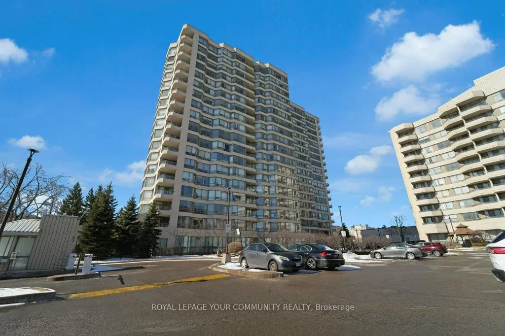 75 King Street E, #807