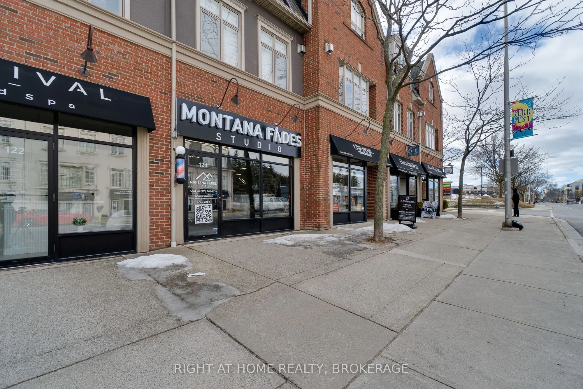 124 Lakeshore Road W