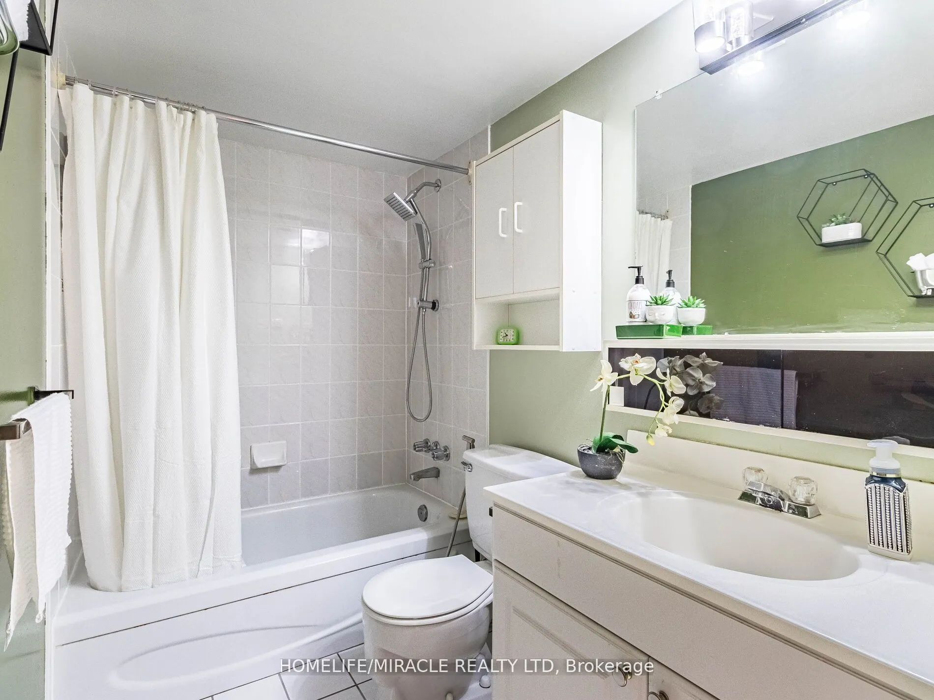 475 The West Mall, #510