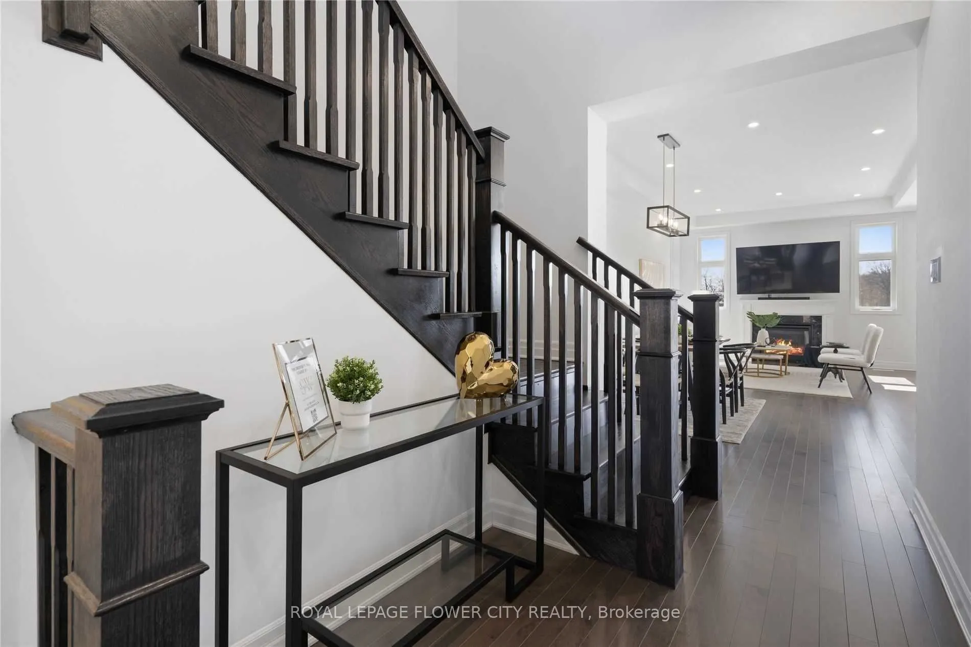 1514 Tamarack Point